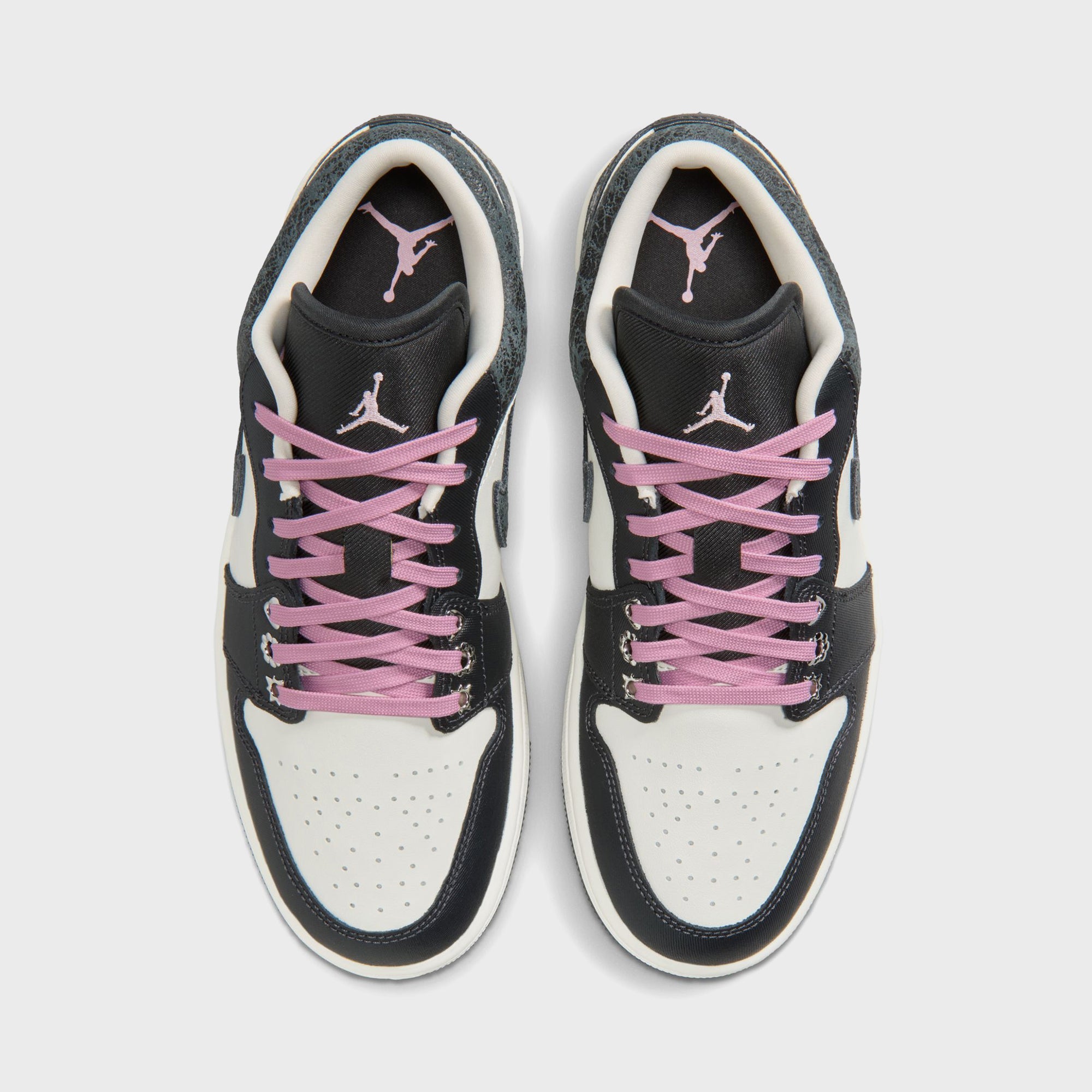 Nike Air Jordan 黒/ピンク　シュプリーム kith Jordan WMNS Air Jordan 1 Low SE - Anthracite / Sail / Coconut Milk