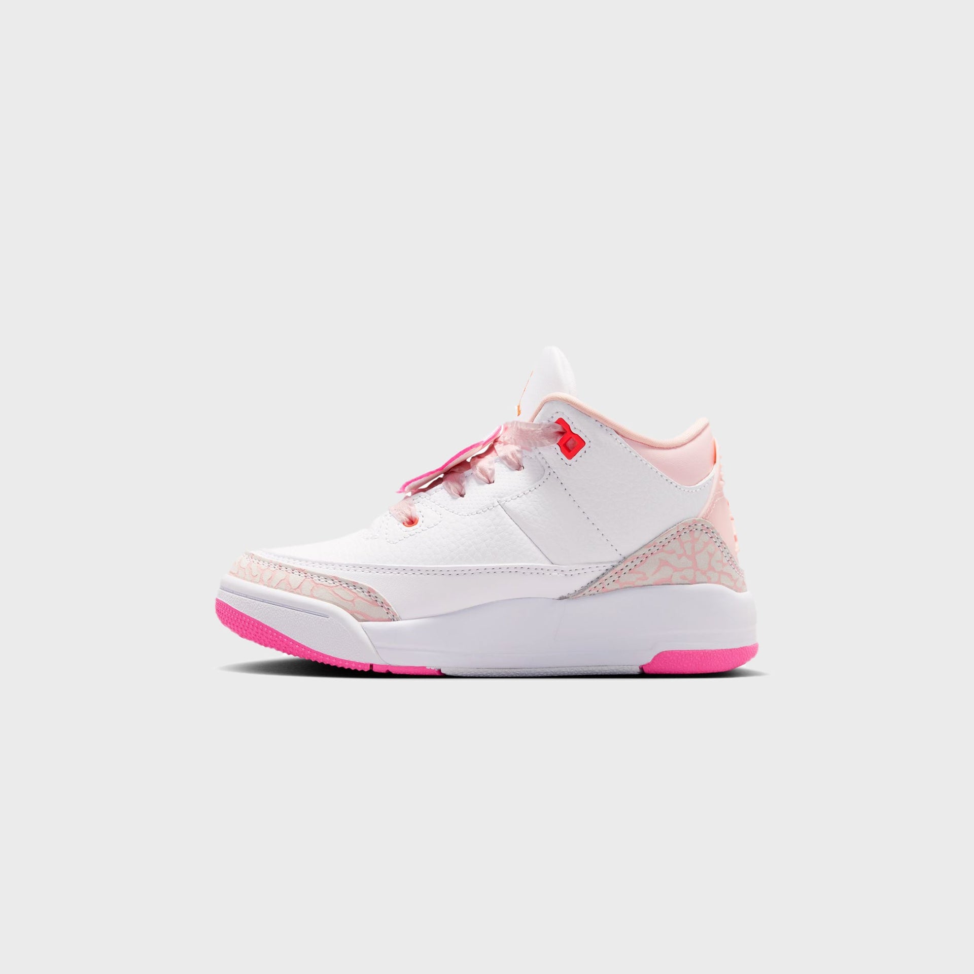 Jordan PS Air Jordan 3 Retro - Pearl Pink / Hyper Orange / Pink Bloom