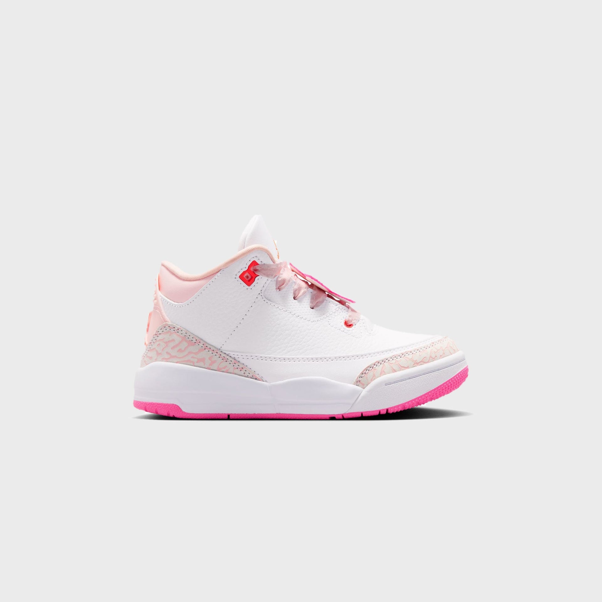 Jordan PS Air Jordan 3 Retro - Pearl Pink / Hyper Orange / Pink Bloom