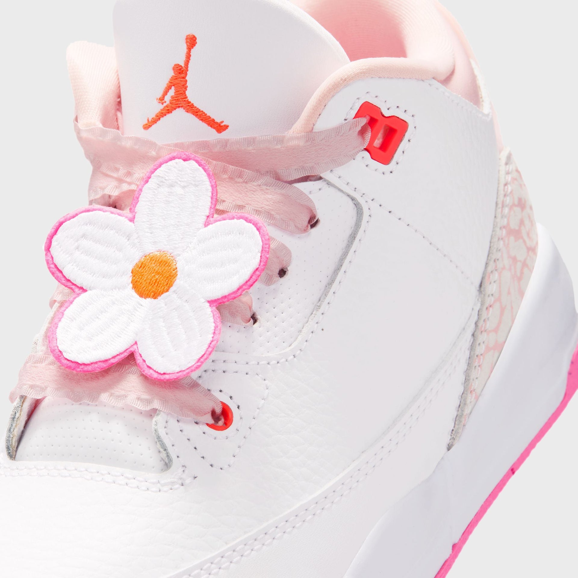 Jordan PS Air Jordan 3 Retro - Pearl Pink / Hyper Orange / Pink Bloom