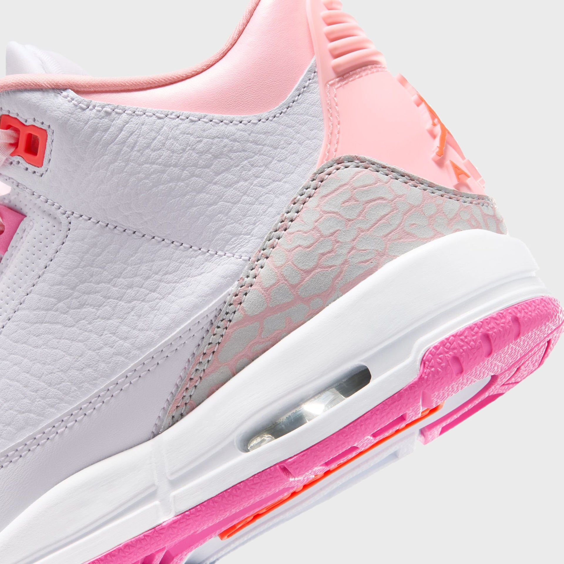 Jordan GS Air Jordan 3 Retro - Pearl Pink / Hyper Orange / Pink Bloom / Pink Glow