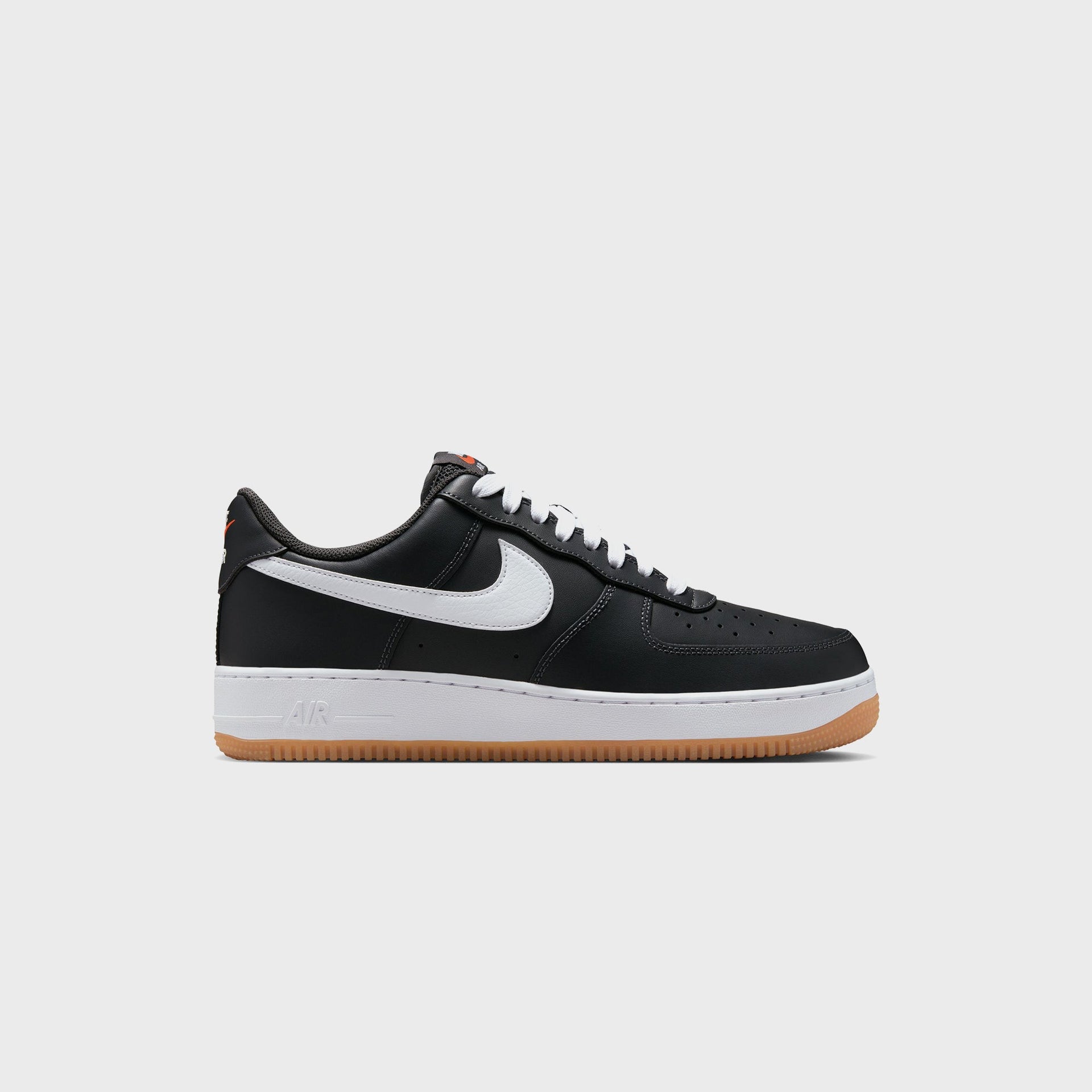 Nike Air Force 1 '07 LV8 - Anthracite / Gum
