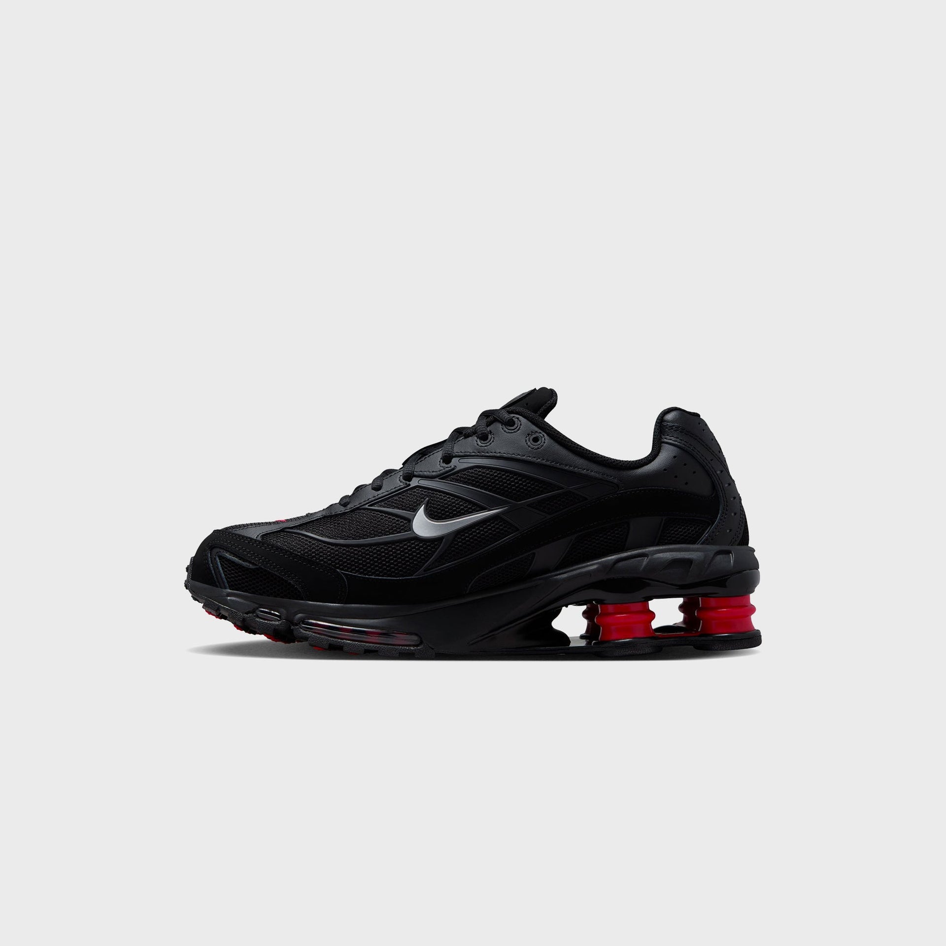 Nike Shox Ride 2 - Black / Metallic / Medium Ash / University Red