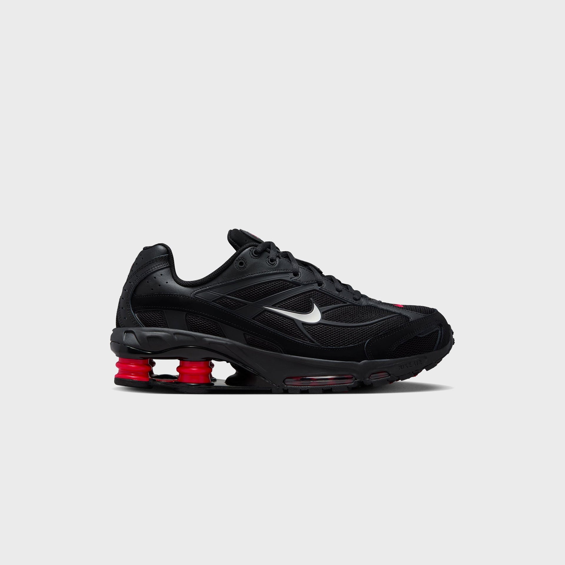 Nike Shox Ride 2 - Black / Metallic / Medium Ash / University Red