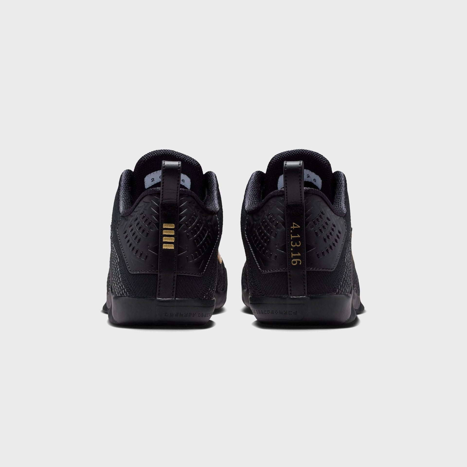 Nike Kobe 11 Elite Protro - Black / Metallic Gold