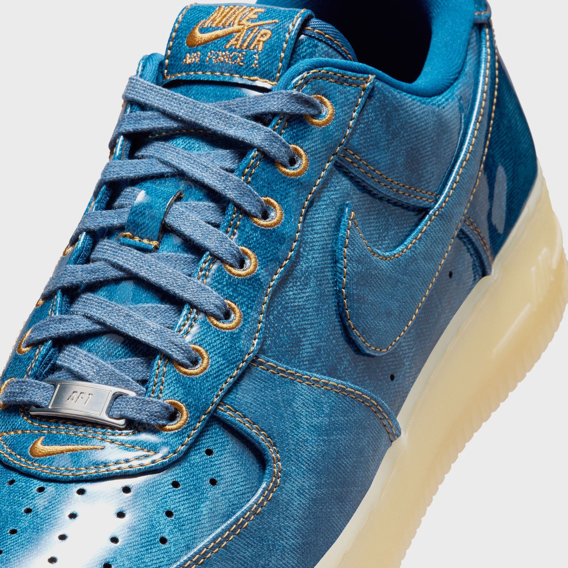 Nike Air Force 1 Low Retro - Coastal Blue / Black