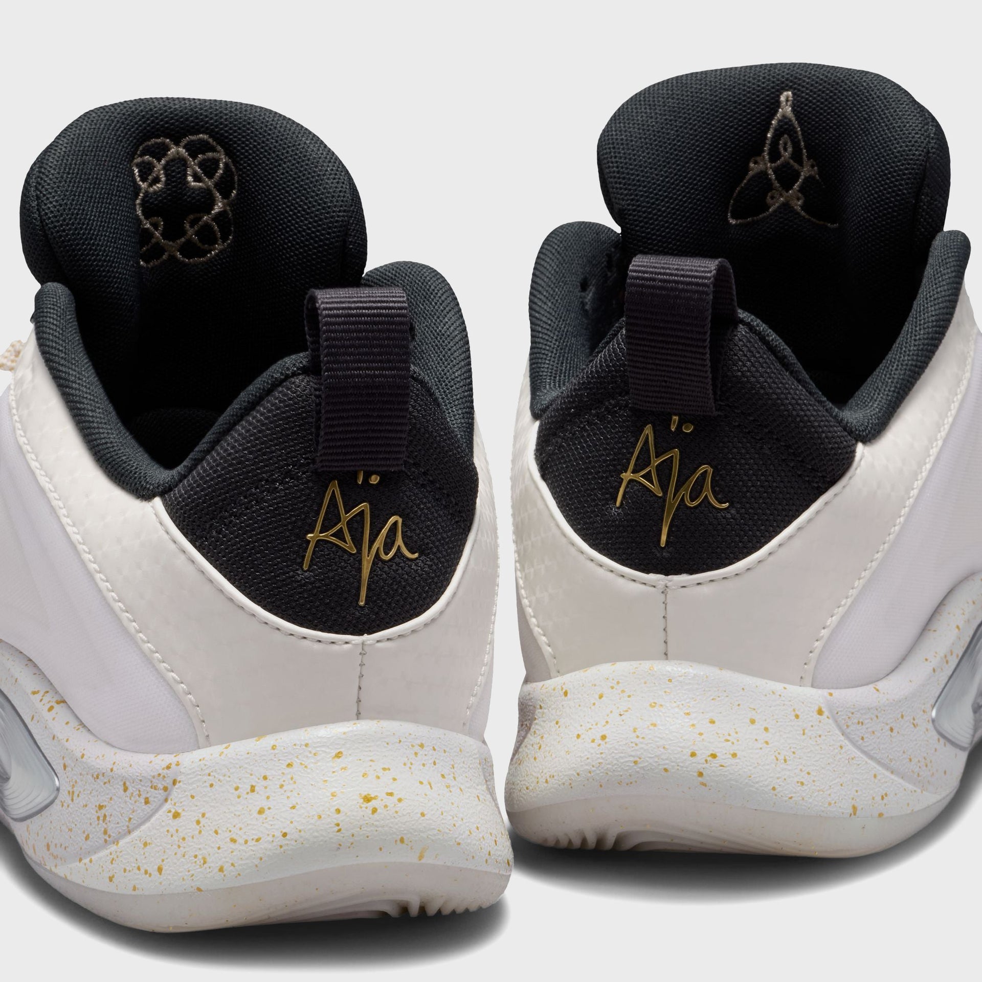 Nike GS A'One - Sail / Vast Grey / Off Noir / Metallic Gold