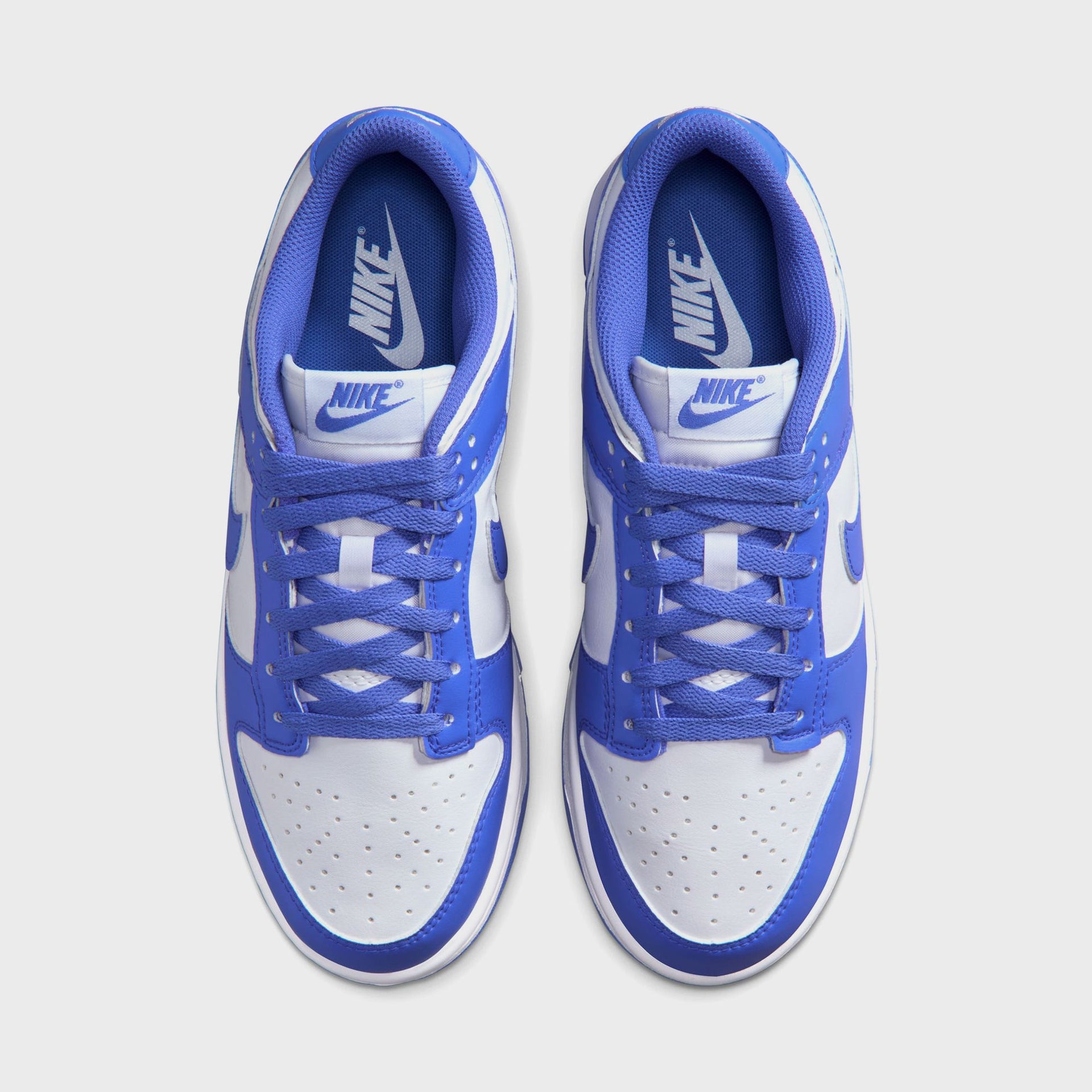 Nike WMNS Dunk Low - White / Sapphire / White