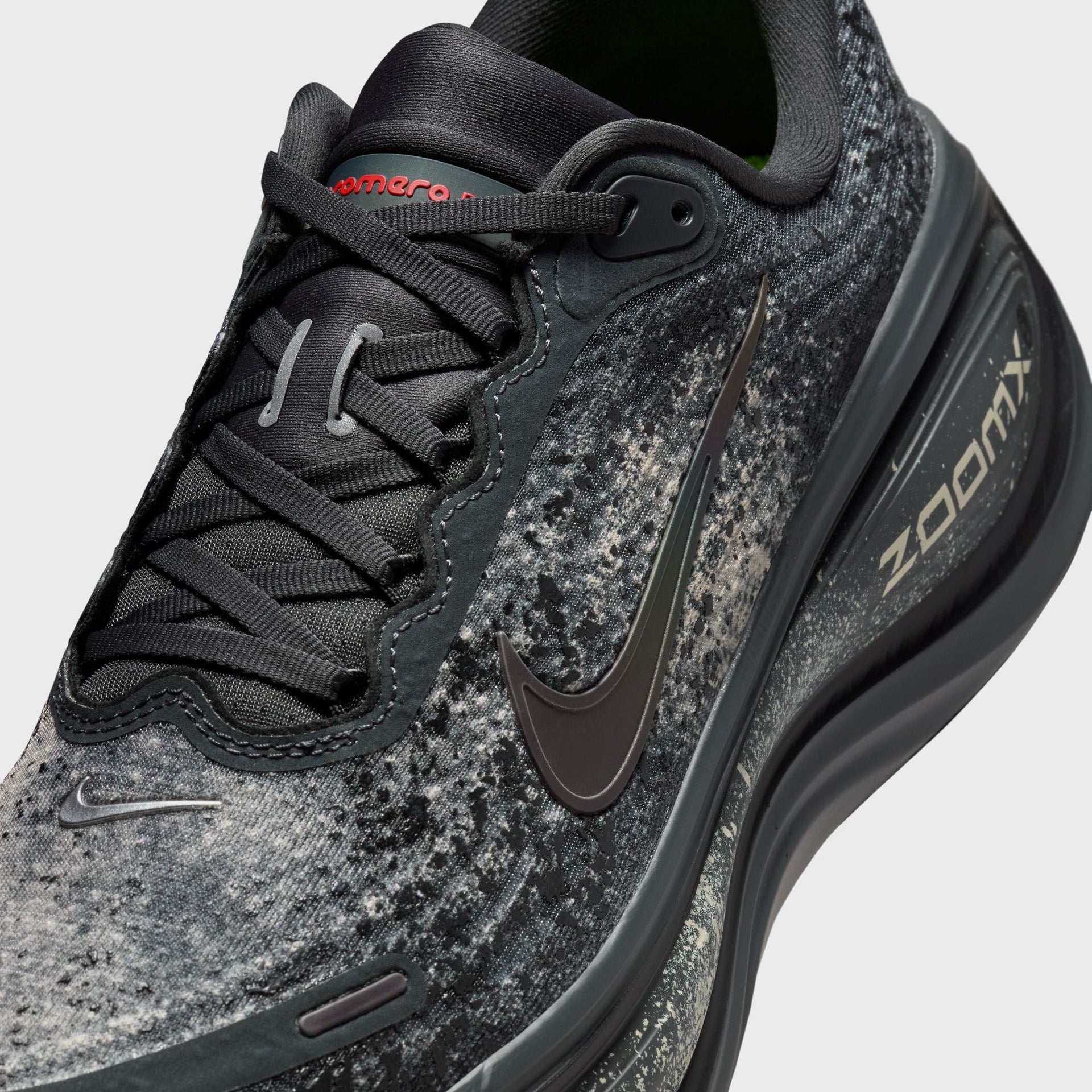Nike Vomero Plus - Anthracite / Oatmeal / Volt / Black