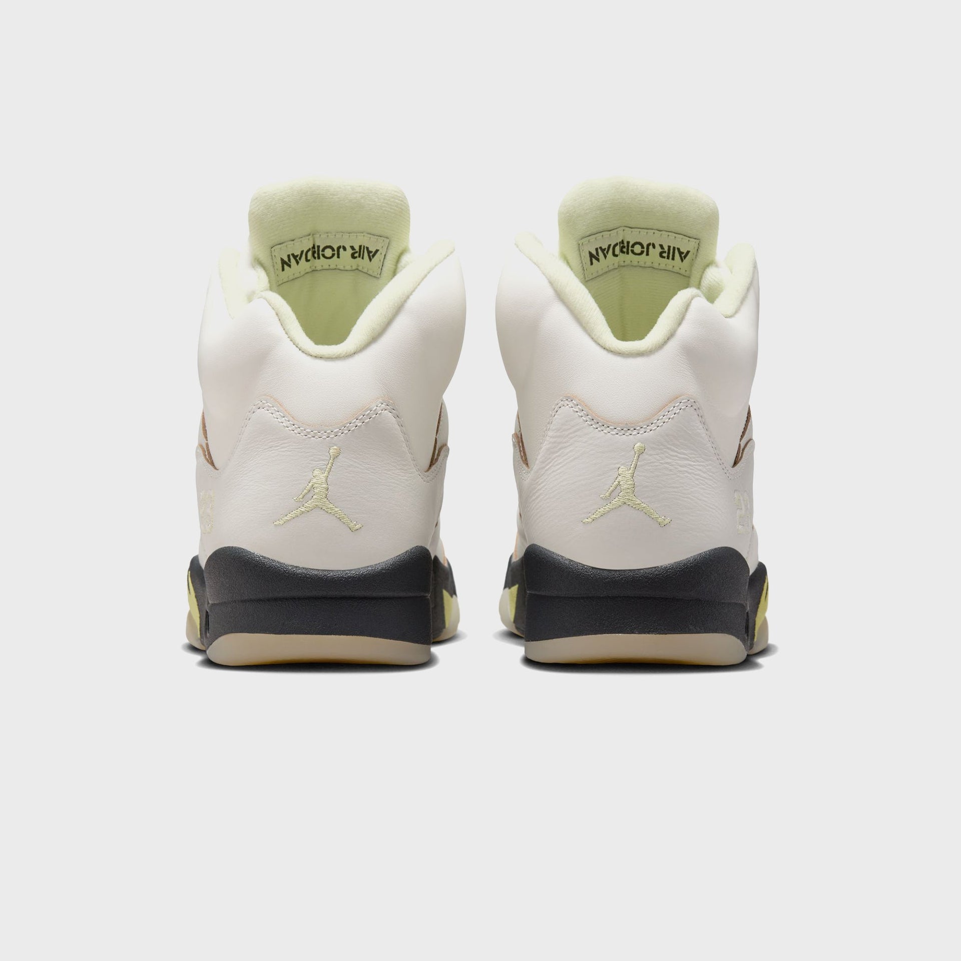 Jordan WMNS Air Jordan 5 Retro - Sail / Luminous Green / Anthracite