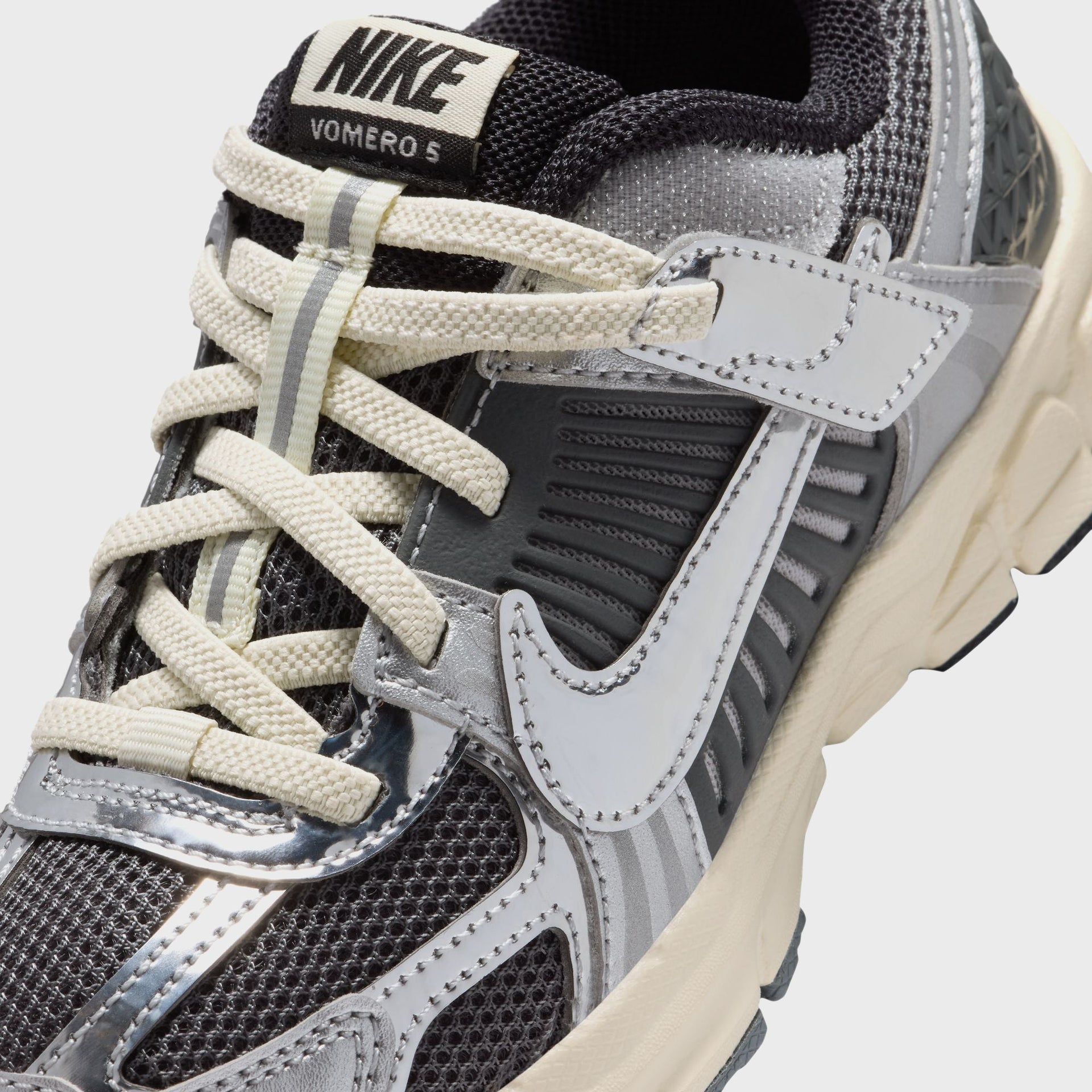 Nike GS Vomero 5 - Iron Grey / Chrome / Metallic Silver