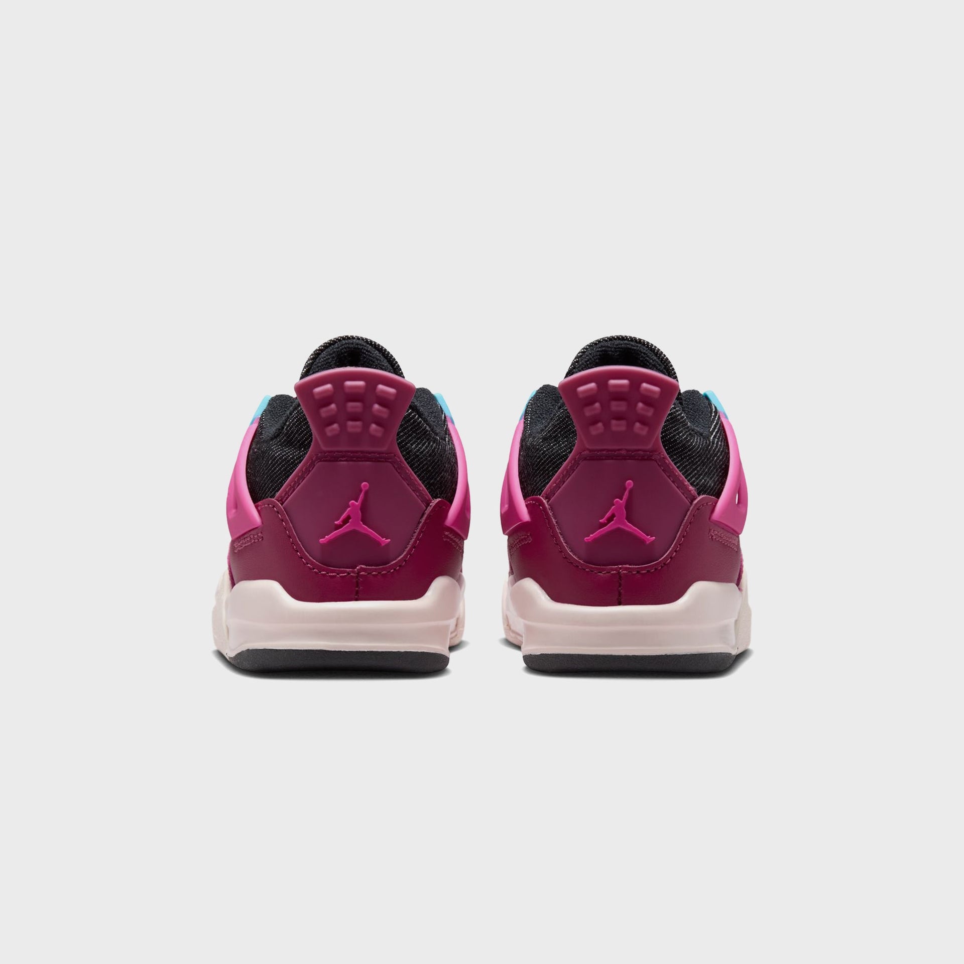 Jordan TD Jordan 4 Retro - Sweet Beet / Off Noir / Chalk / Desert Pink