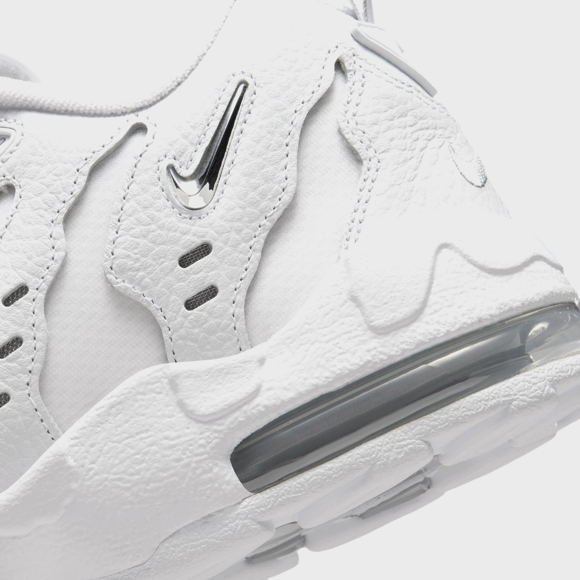Nike Air DT Max '96 Low - White / Light Smoke Grey / Metallic Silver