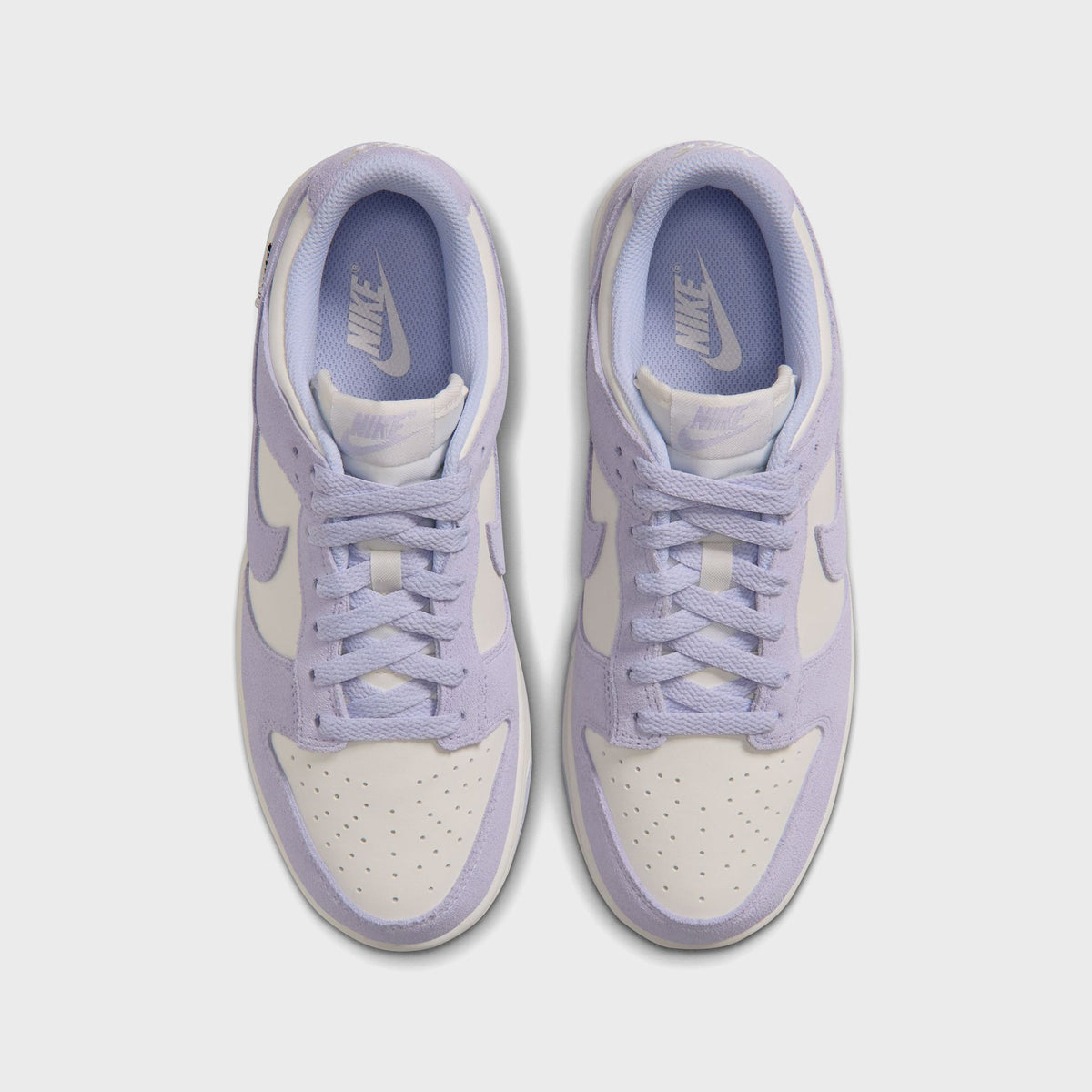 Nike WMNS Dunk Low Suede - Palest Purple / Sail / Metallic Silver / Palest Purple