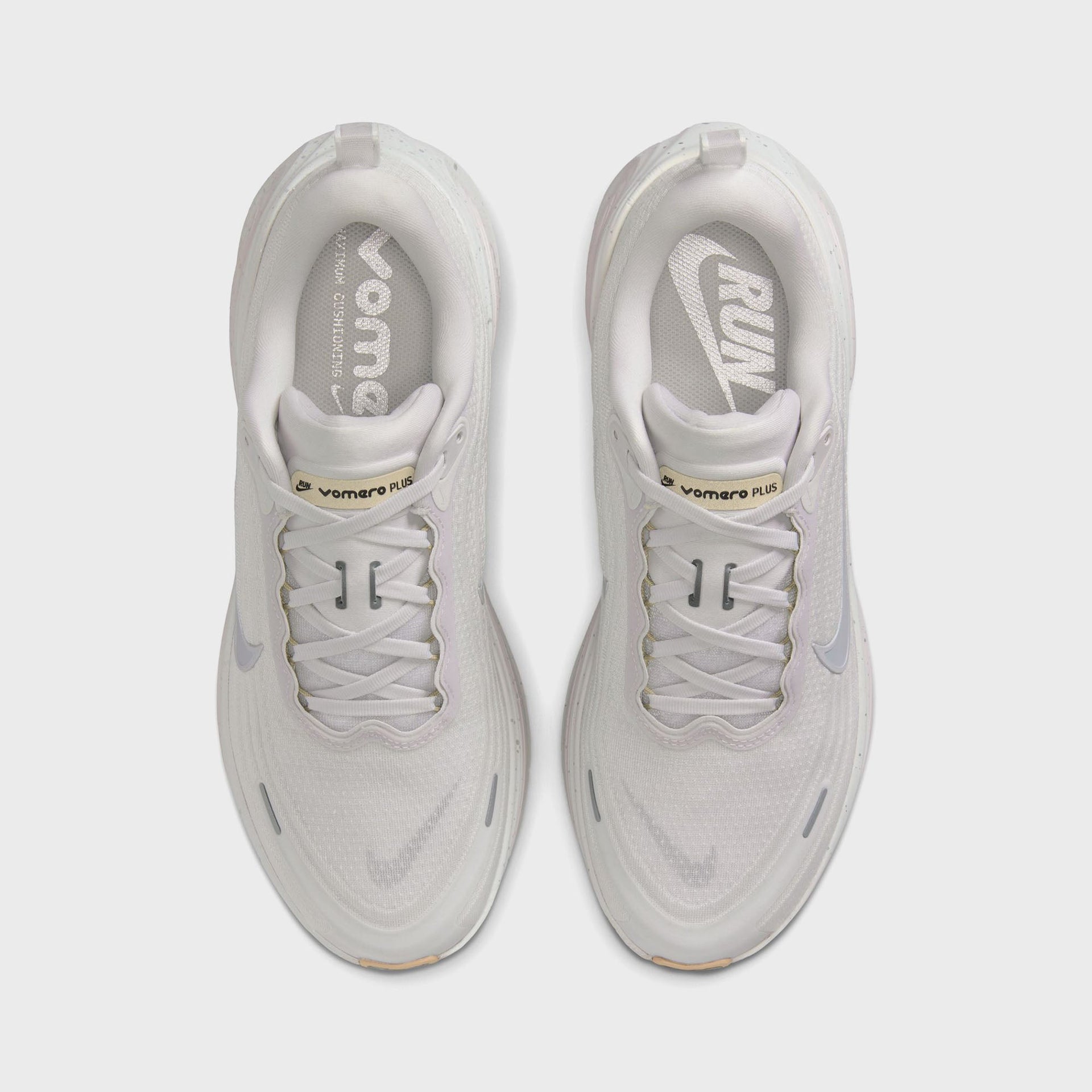 Nike Vomero Plus - Vast Grey / Wolf Grey / Off White