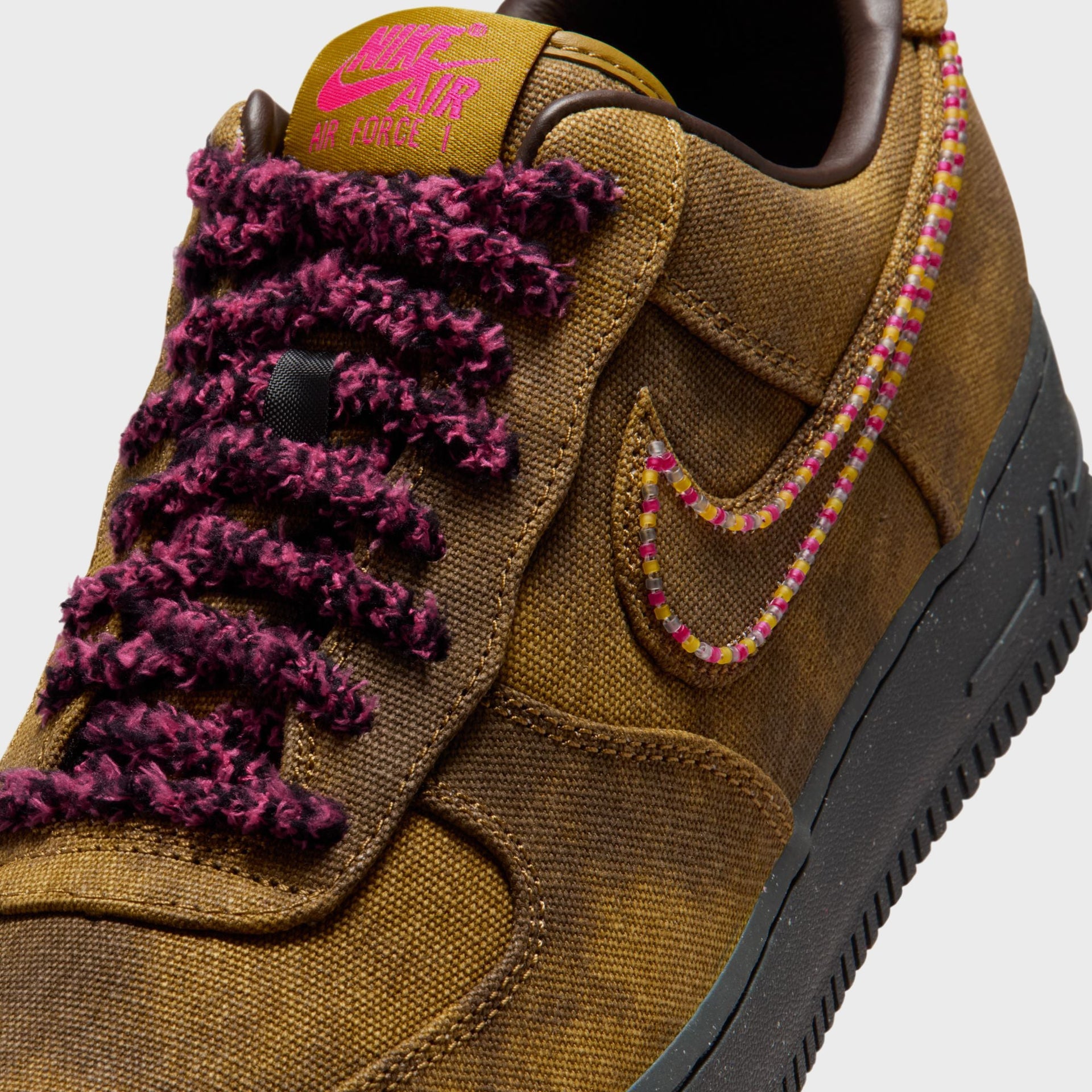 Nike Air Force 1 Boucle - Baroque Brown / Desert Moss