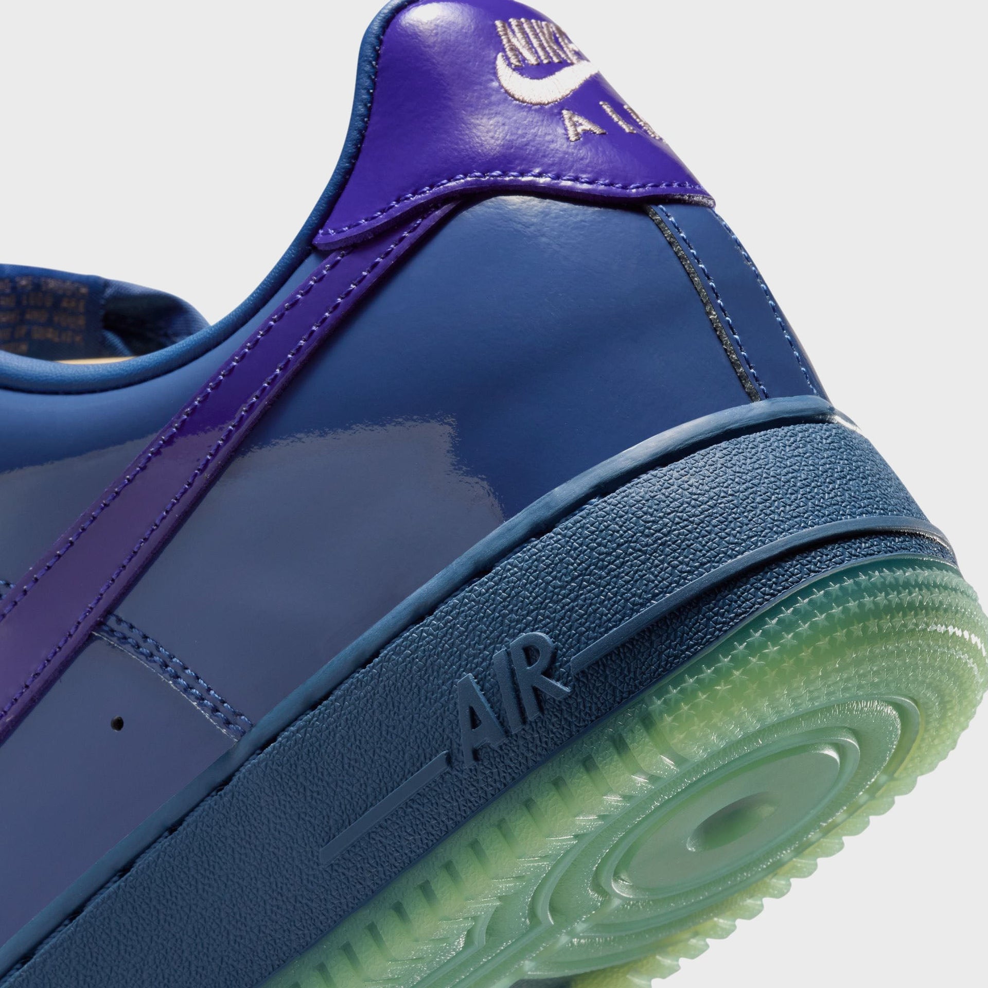 Nike Air Force 1 Low - Mystic Navy / Grape Ice