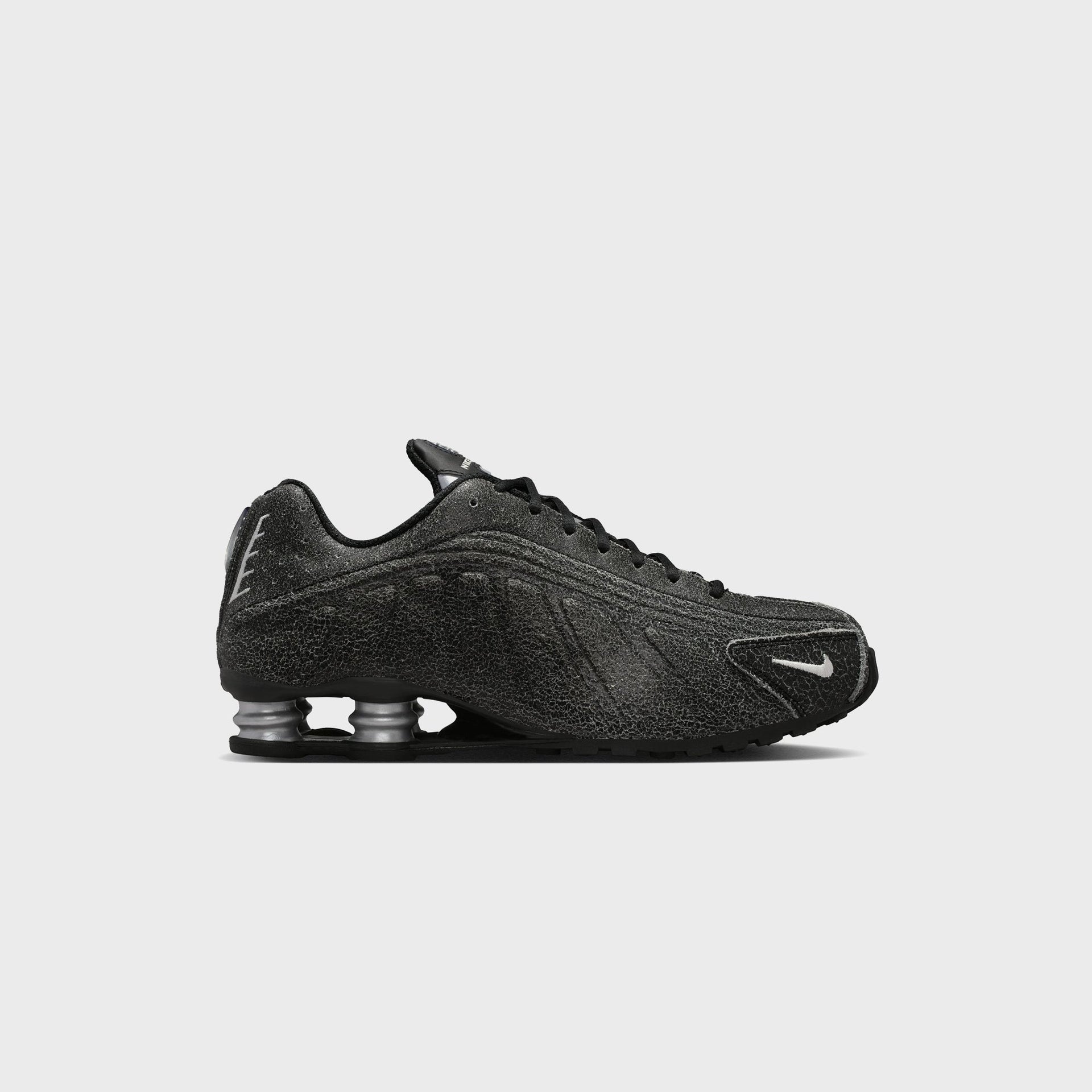 Nike Shox R4 - Black / Sail / Light Smoke Grey / Metallic Silver