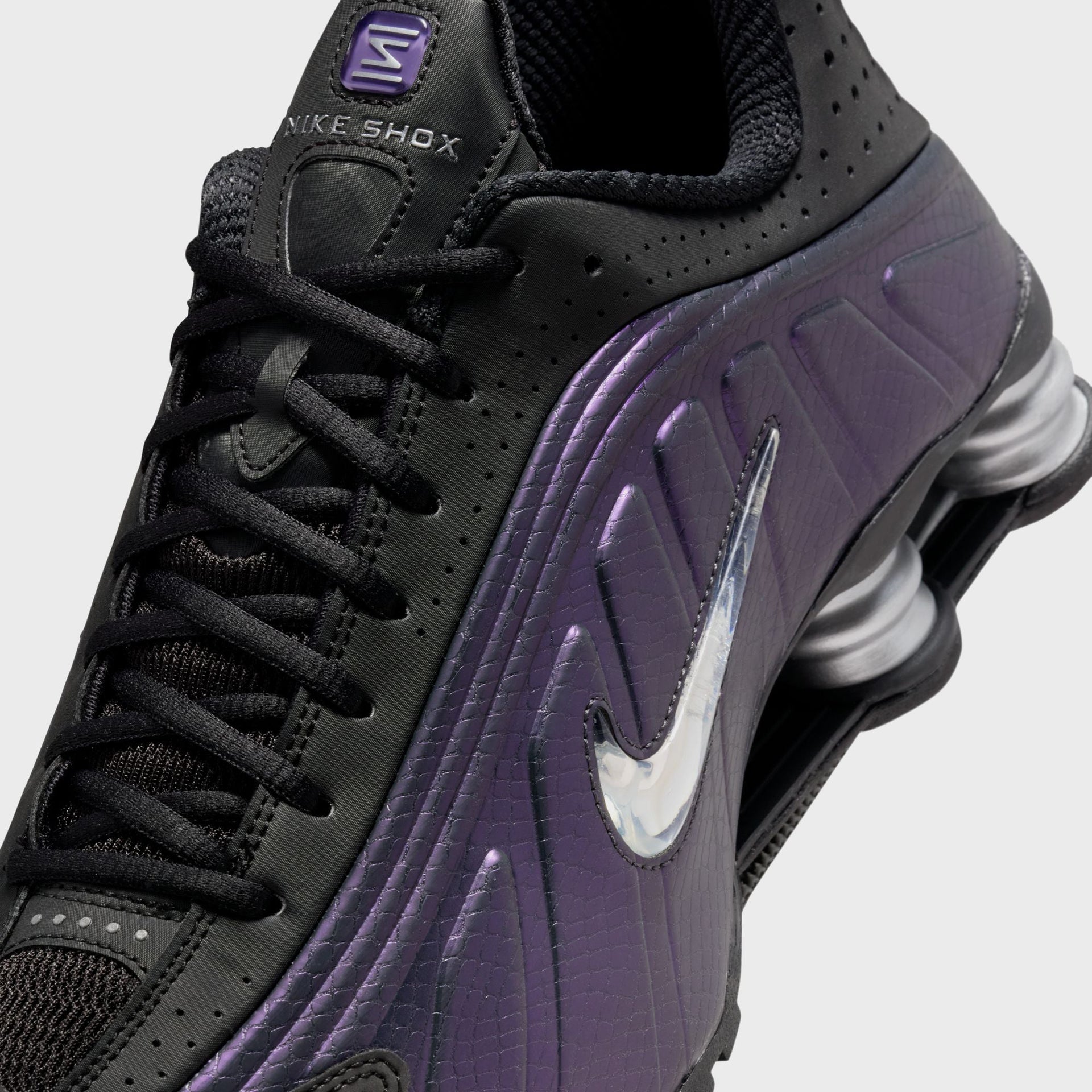 Nike Shox R4 - Black / Anthracite / Metallic Silver / Purple Dynasty