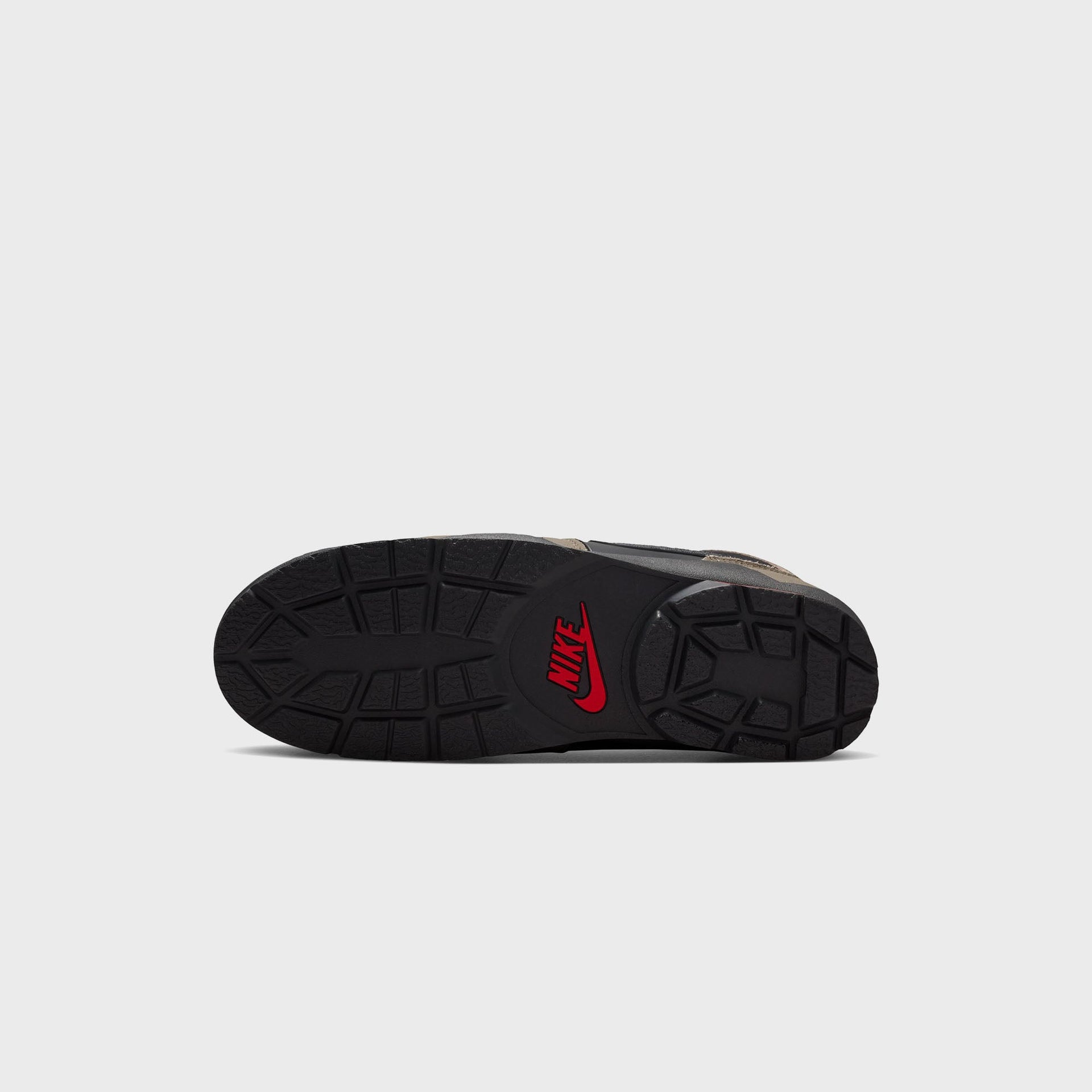 Nike Baltoro QS - Olive Khaki / Black / University Red