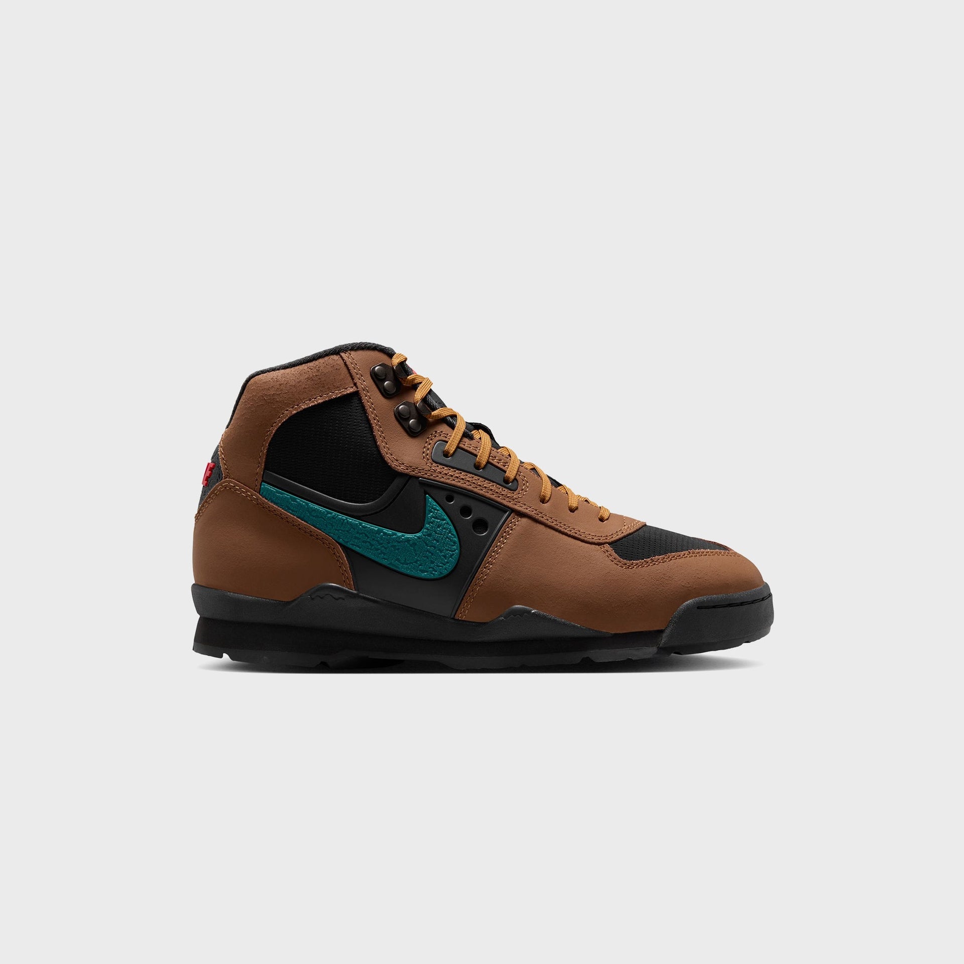 Nike Baltoro High - Light British Tan / Geode Teal / Black / University Red