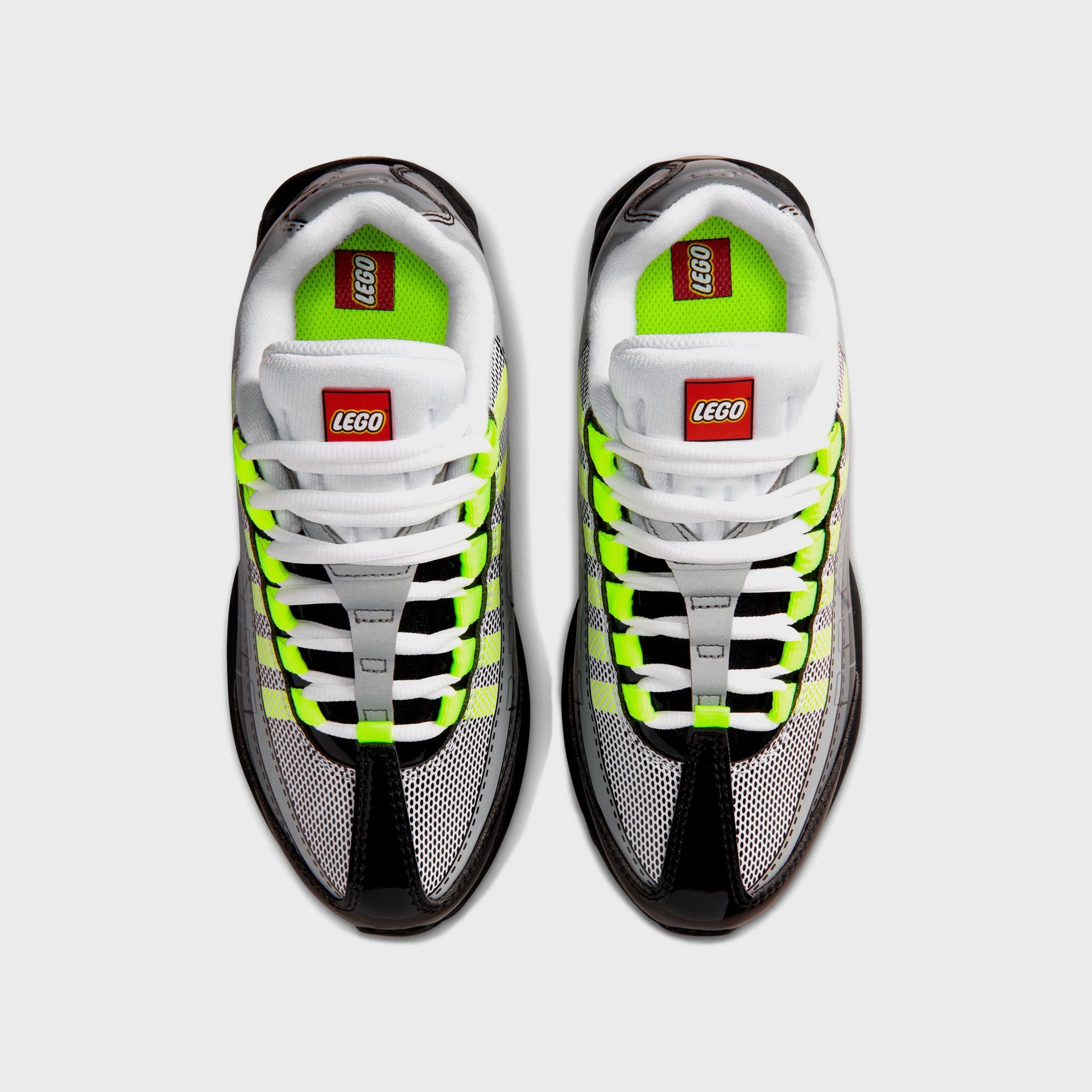 Nike x LEGO® GS Air Max 95 - Black / Dark Smoke Grey / Smoke Grey / Metallic Silver