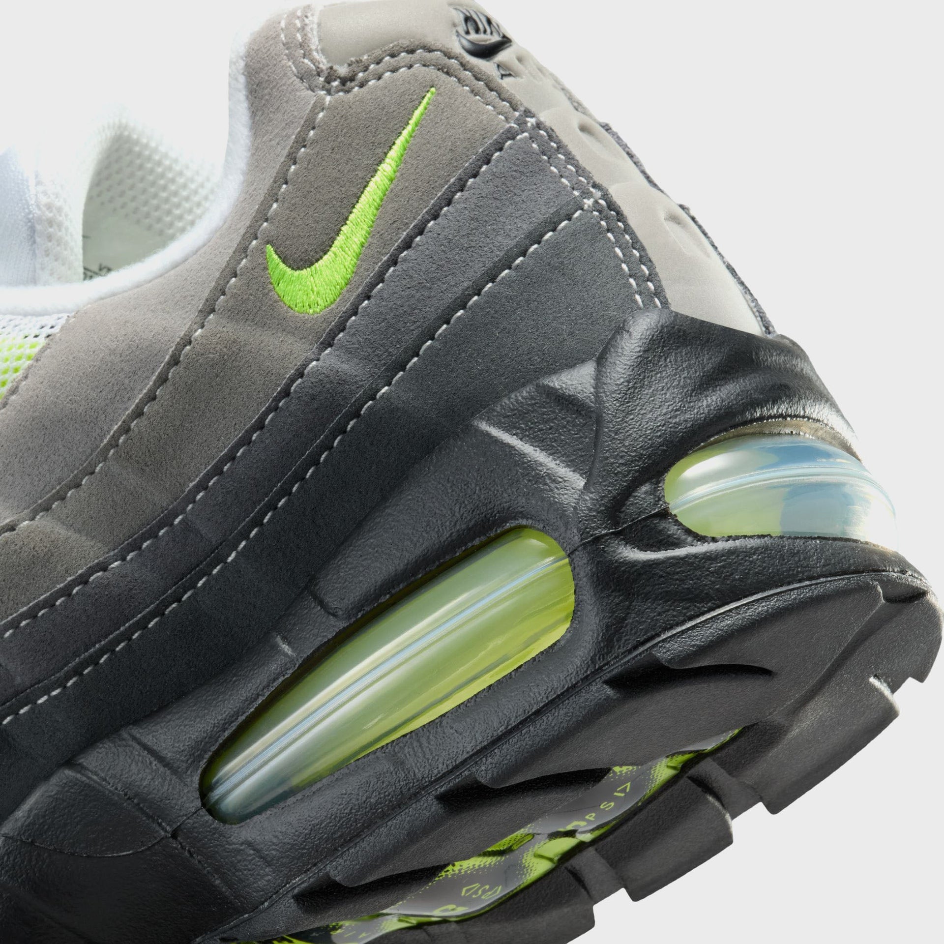 Nike WMNS Air Max 95 - Black / Anthracite / Light Graphite / Neon Yellow