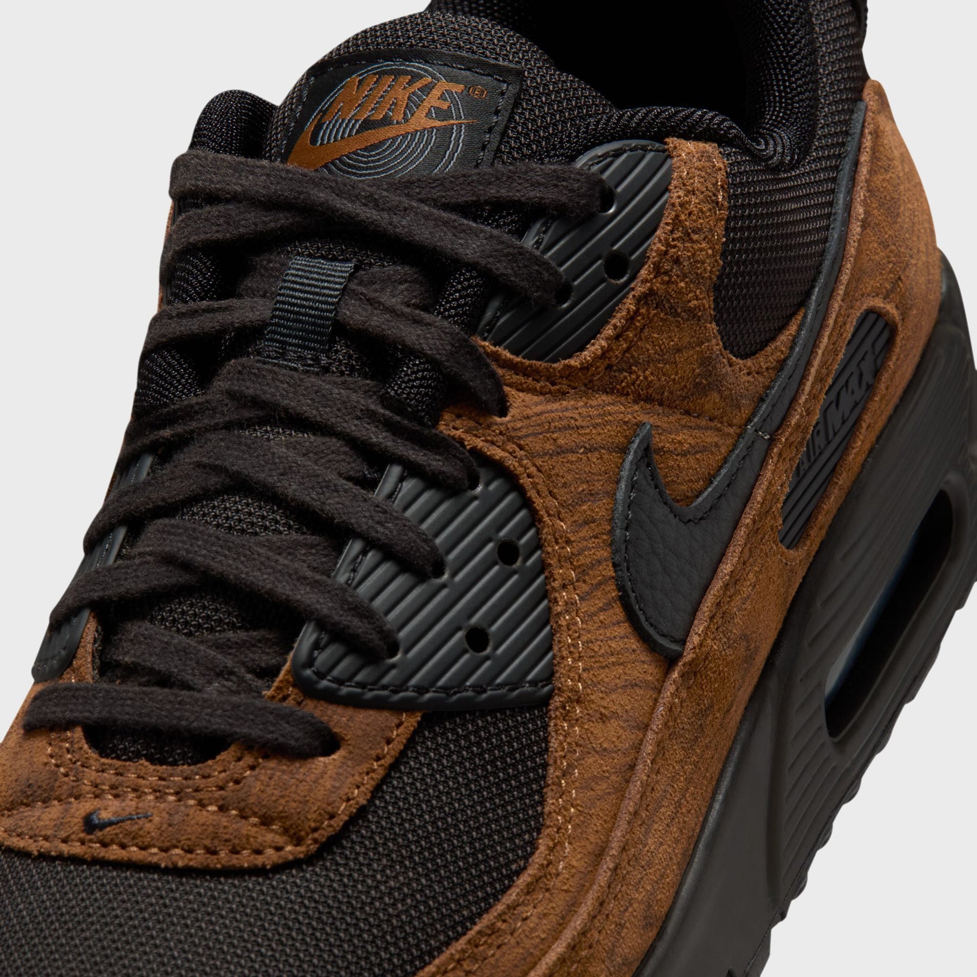 Nike Air Max 90 Premium - Light British Tan / Black / Velvet Brown
