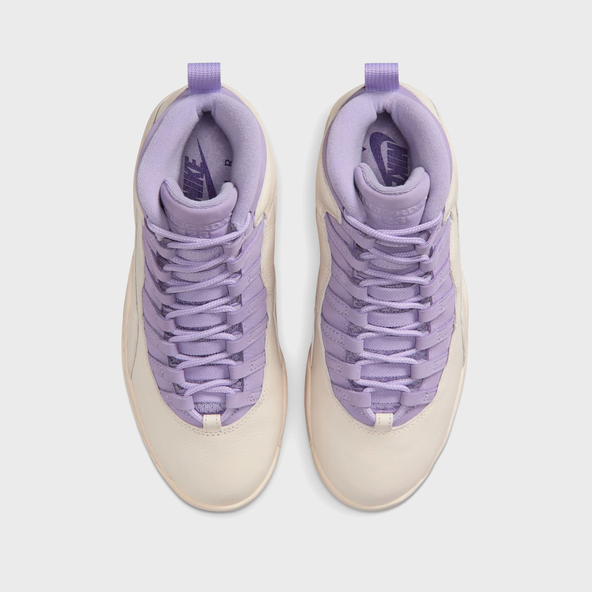 Jordan WMNS Air Jordan 10 - Chalk / Hydrangeas / Wild Grape