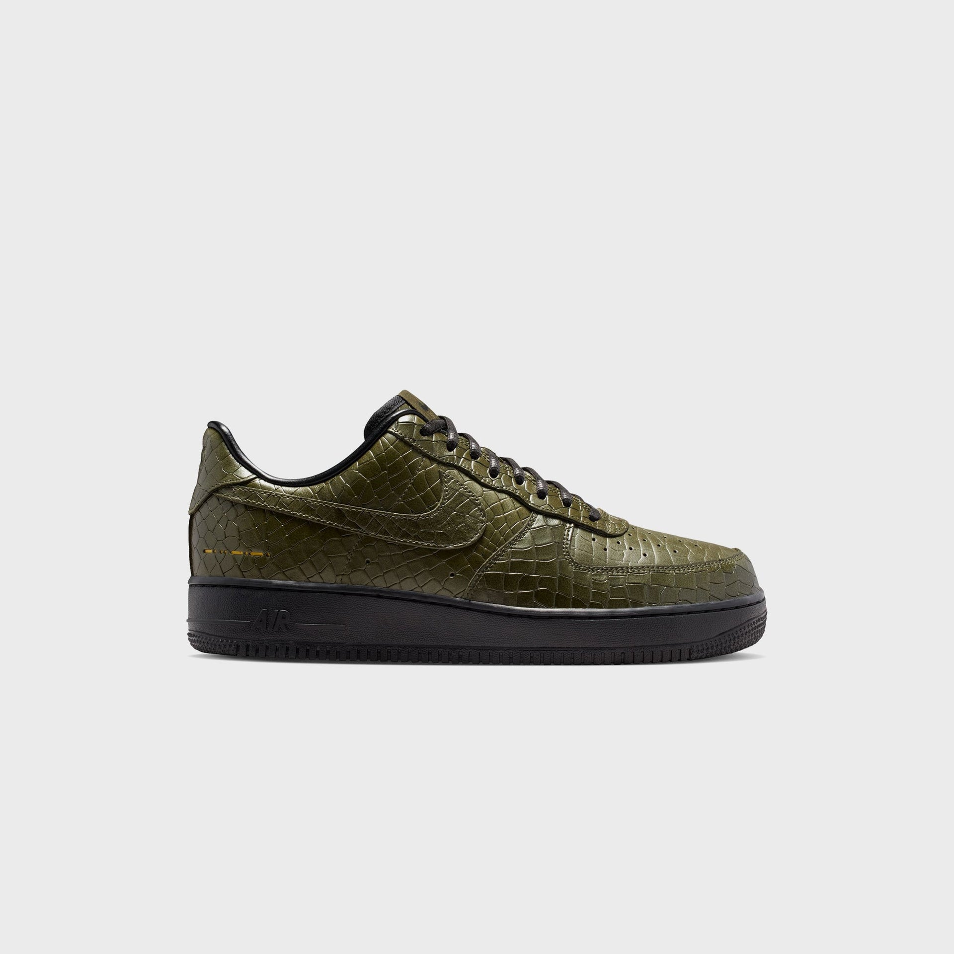 Nike Air Force 1 '07 Premium - Cargo Khaki / Cargo Khaki / Black