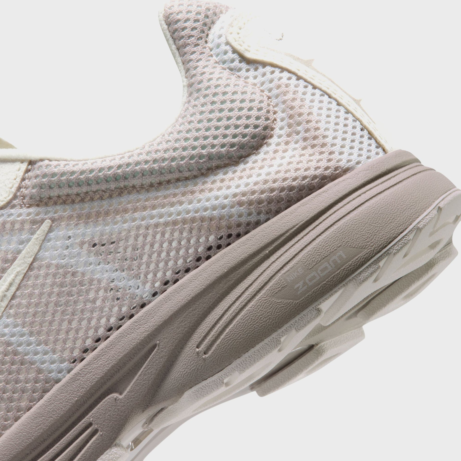 Nike WMNS Zoom Streak 3 - Sail / Cream II