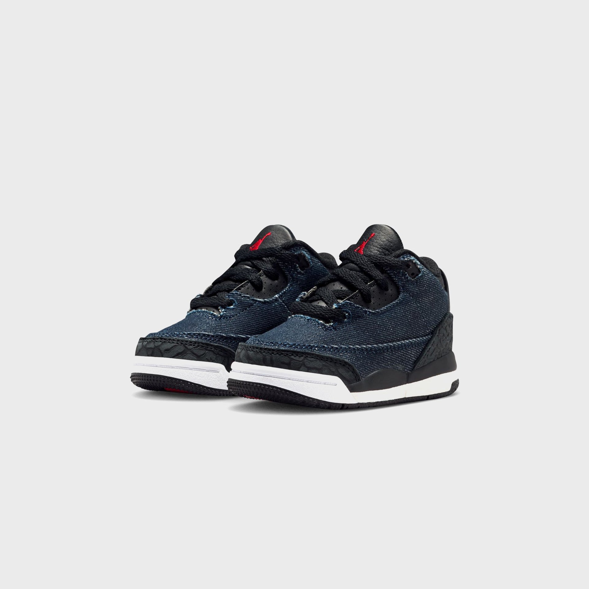 Jordan x Levi's TD Air Jordan 3 Retro - Indigo / Gym Red