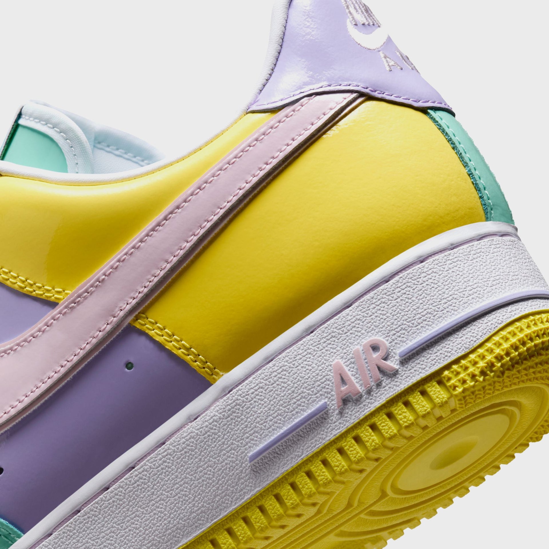Nike Air Force 1 '07 - Yellow Pulse / Pink Foam / Hydrangeas