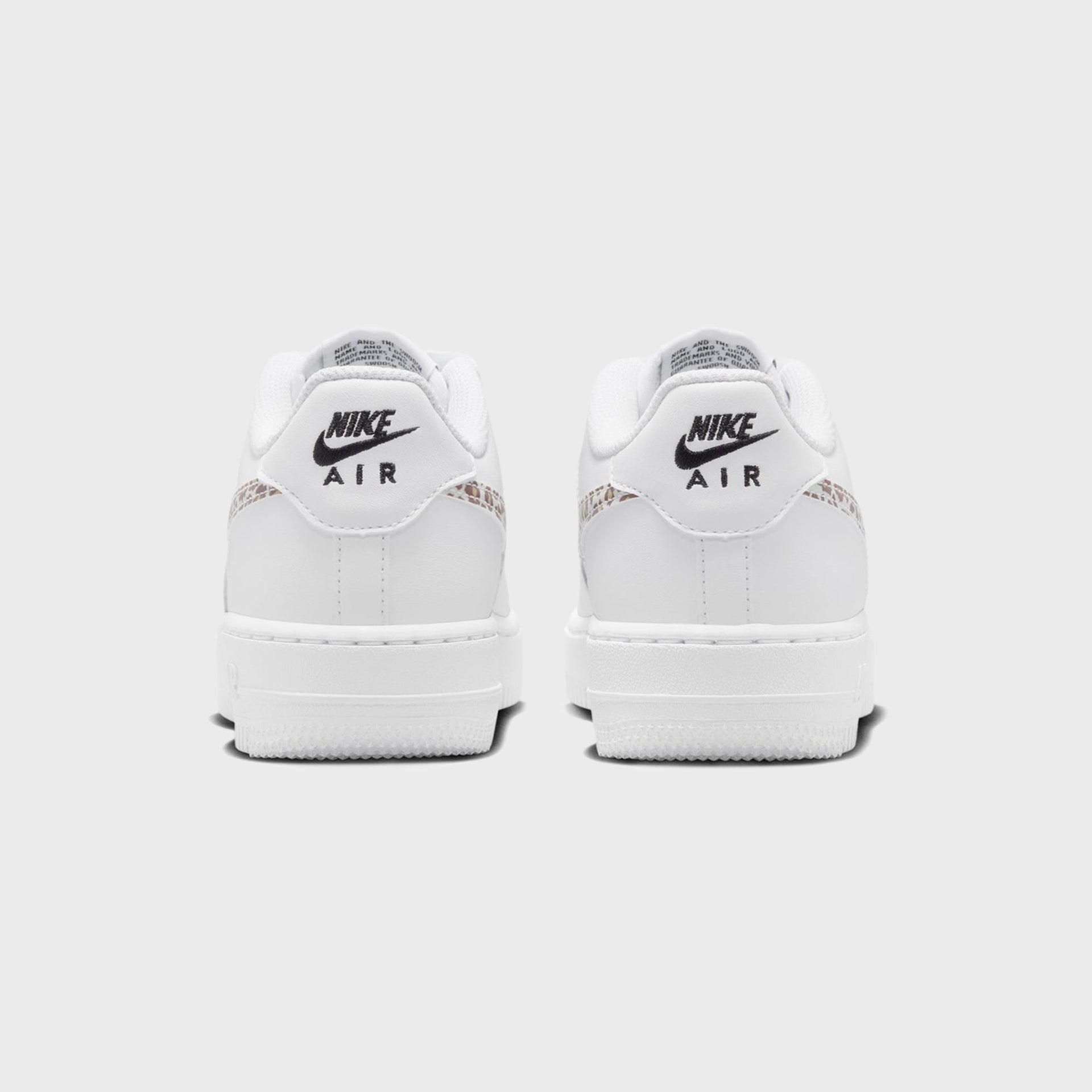 Nike GS Air Force 1 Low - White / Black
