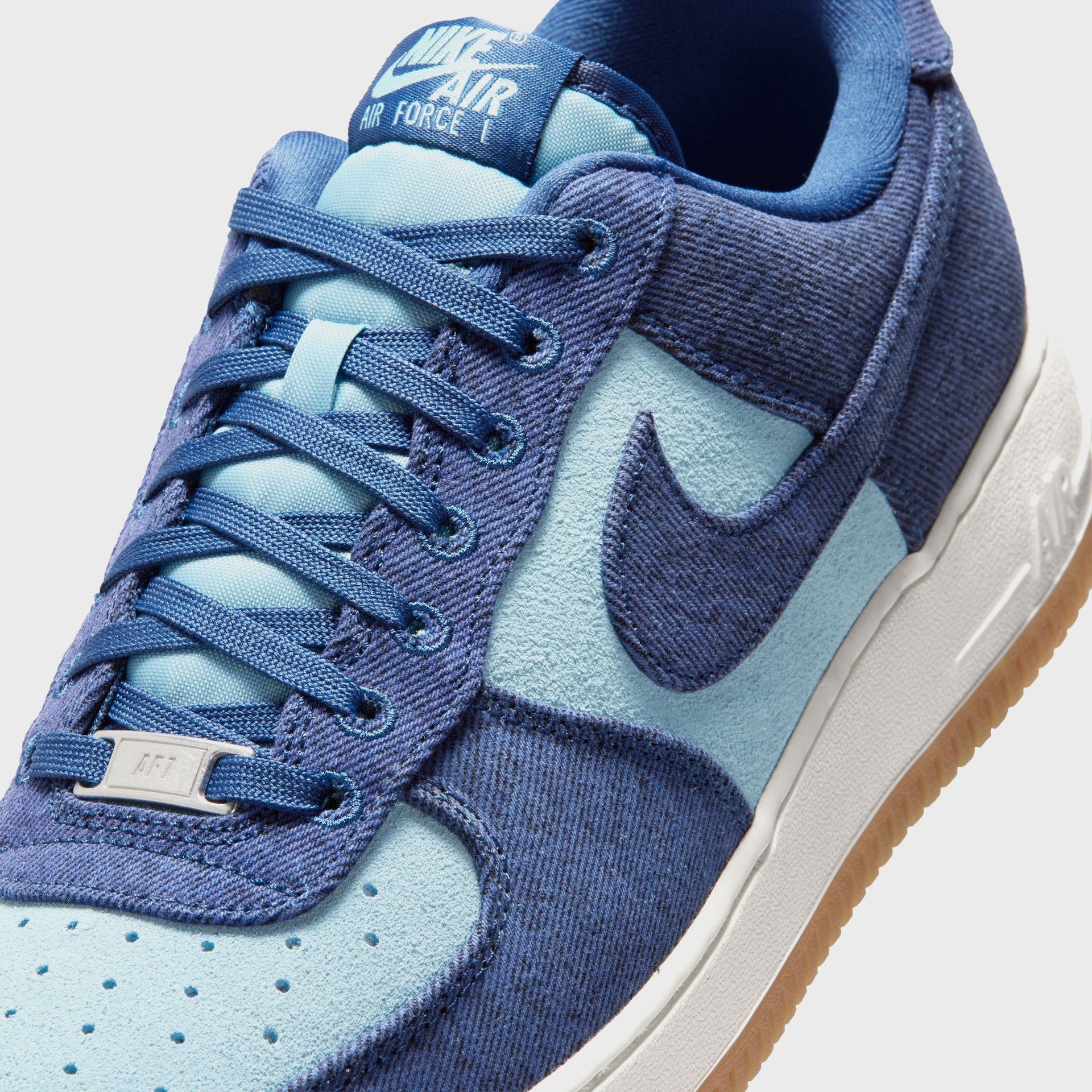 Nike Air Force 1 '07 LV8 - Navy / Worn Blue / Summit White