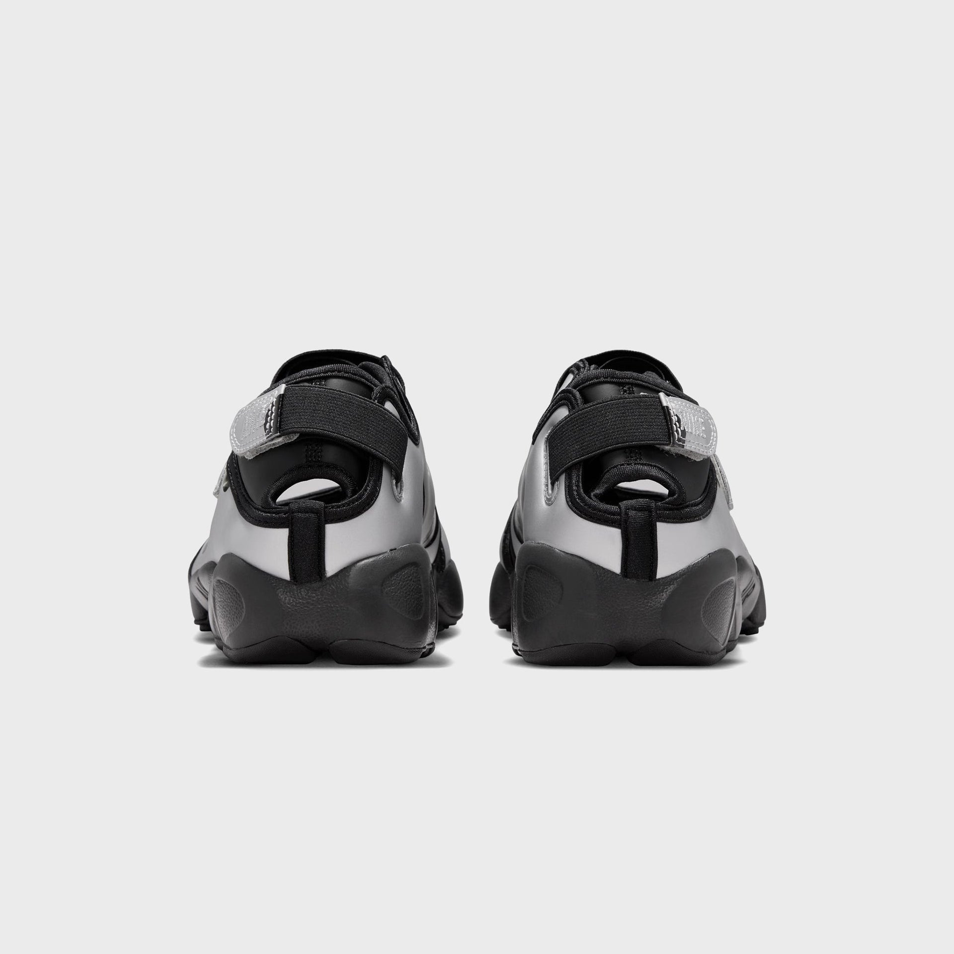 Nike WMNS Air Rift - Metallic Silver / Black