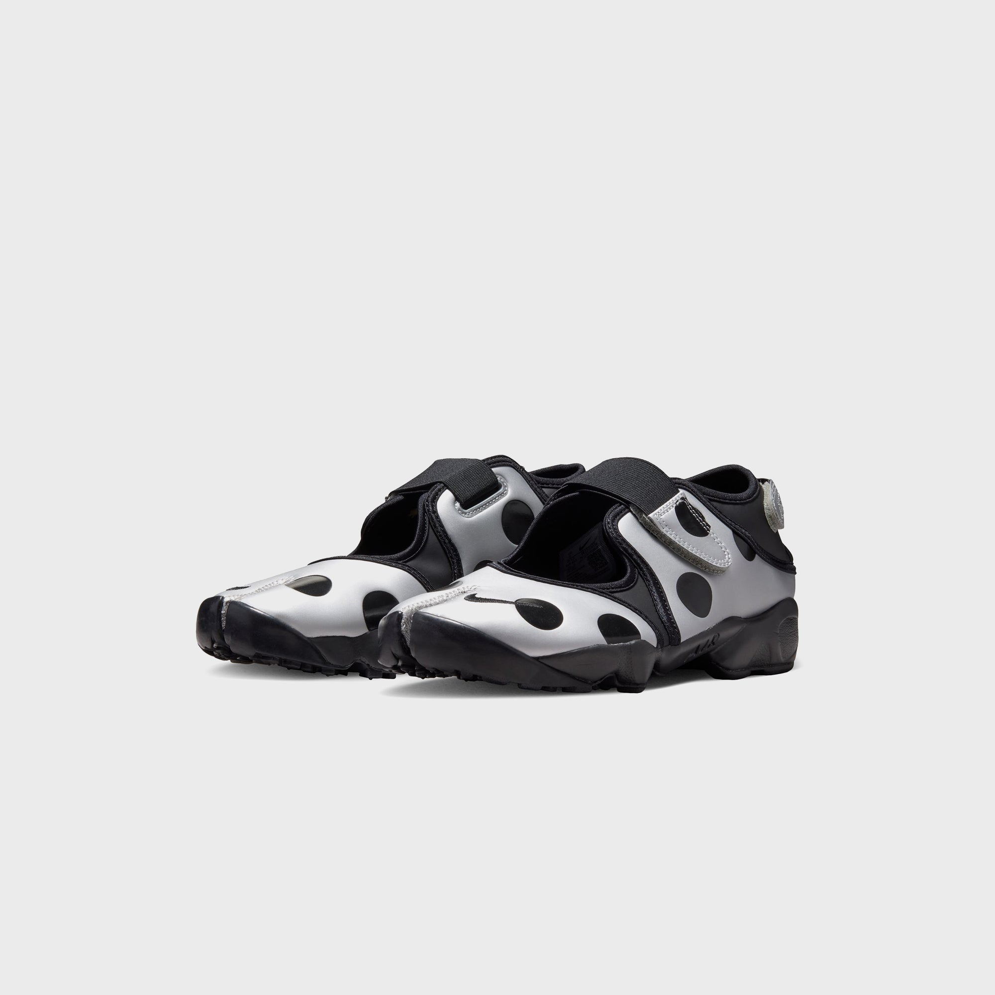 Nike WMNS Air Rift - Metallic Silver / Black – Kith