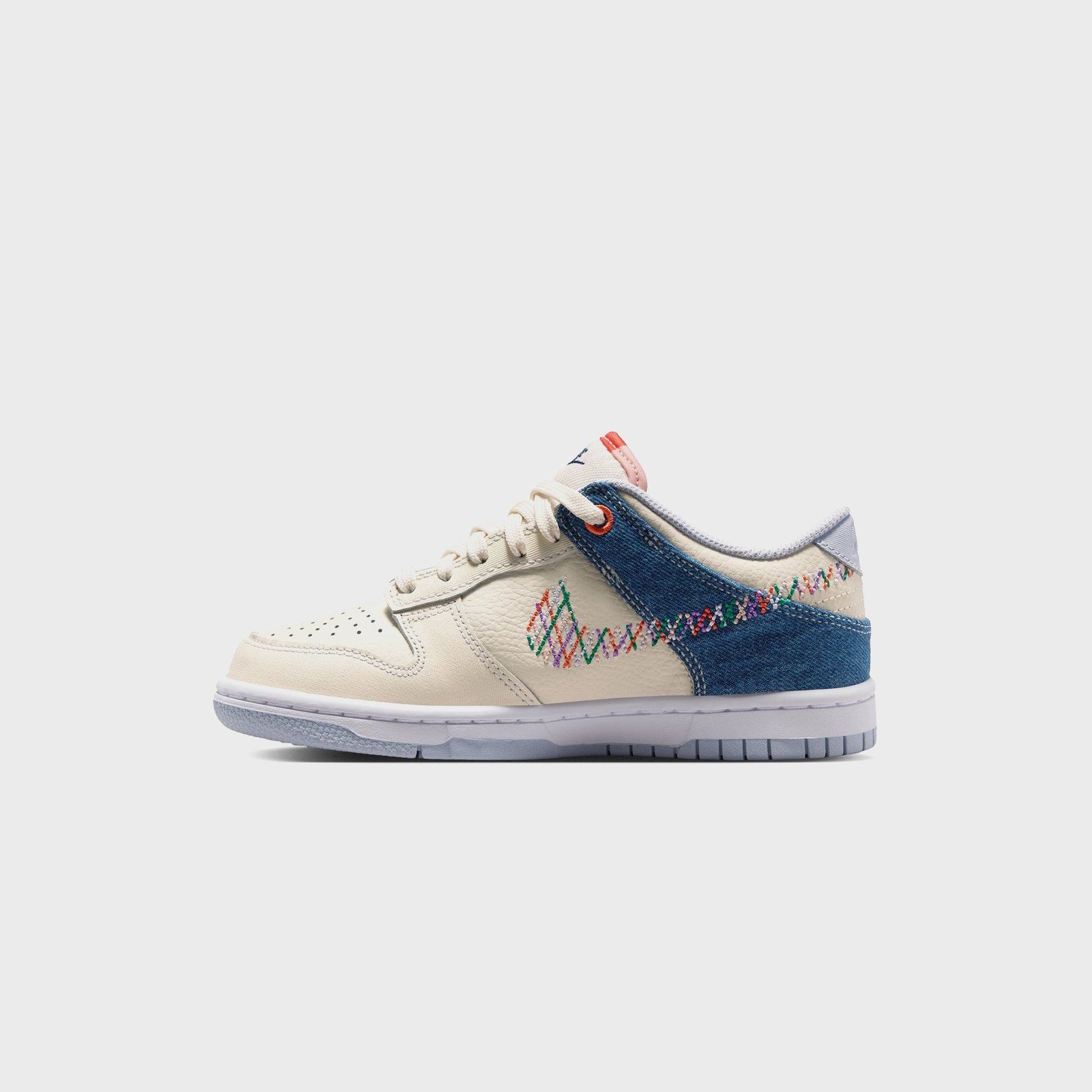 Nike GS Dunk Low - Soft Pearl / Blue Denim / Midnight Navy / Multicolor