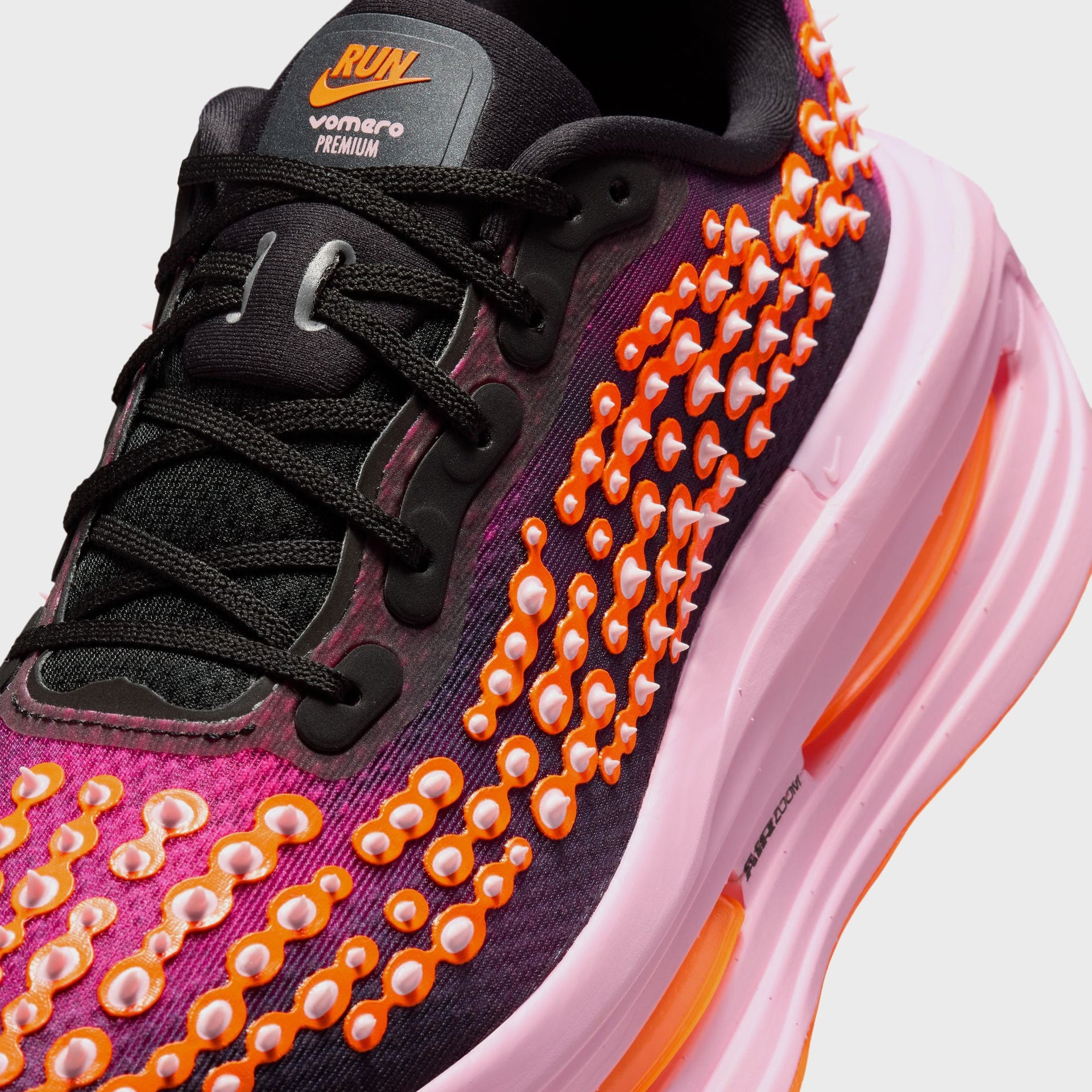 Nike Vomero Premium - Black / Arctic Pink