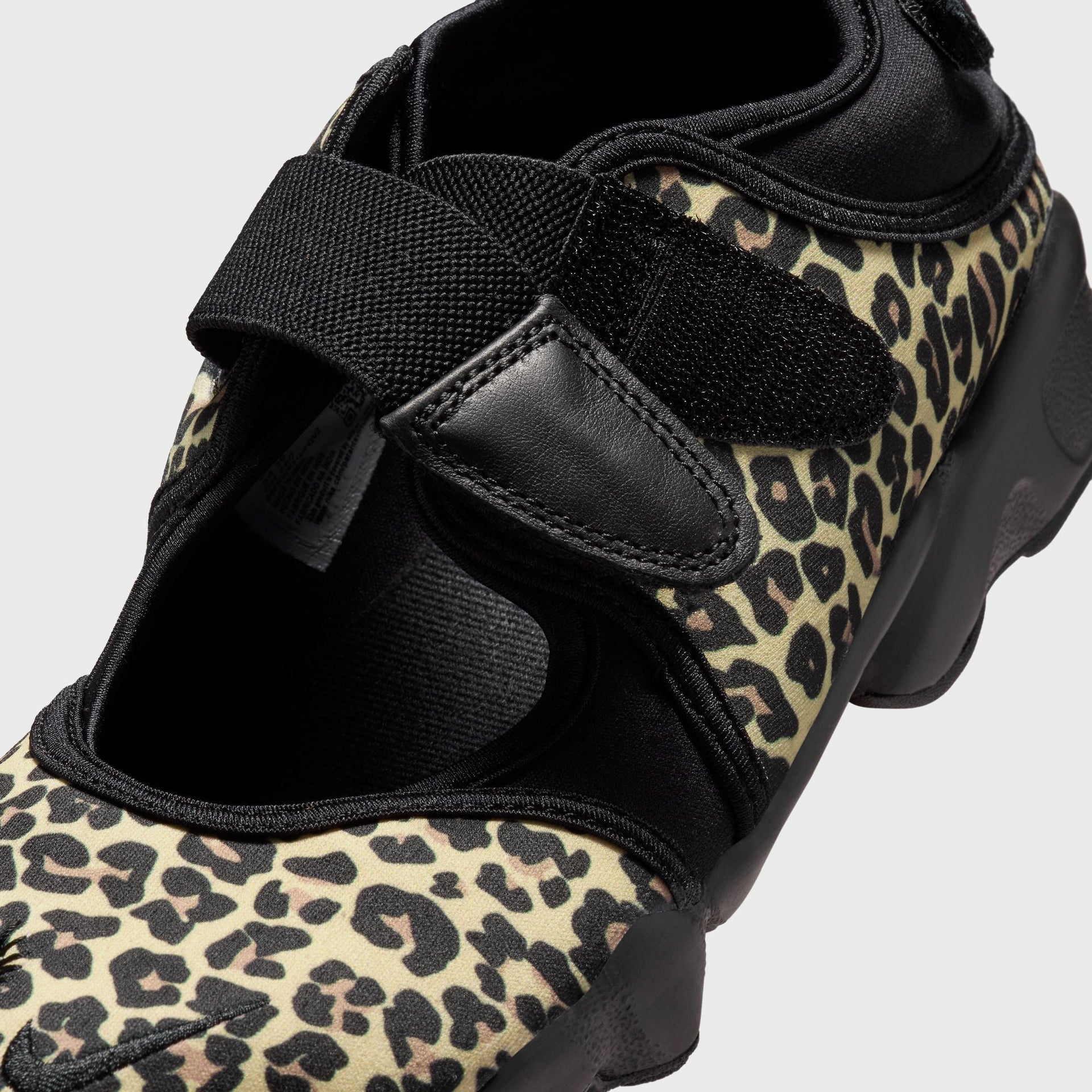 Nike WMNS Air Rift - Black / Hemp