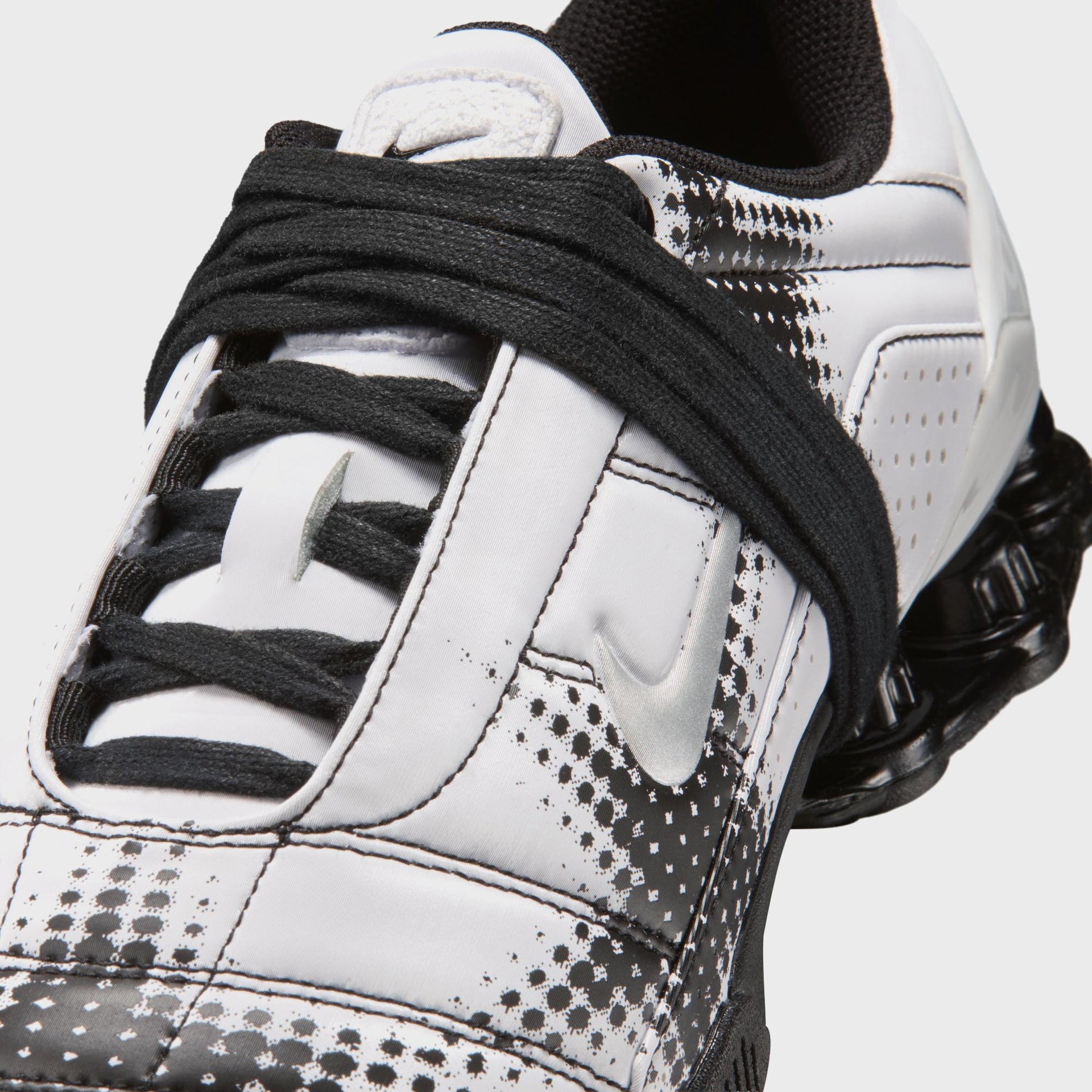Nike WMNS Total 90 Shox Magia - White / Black