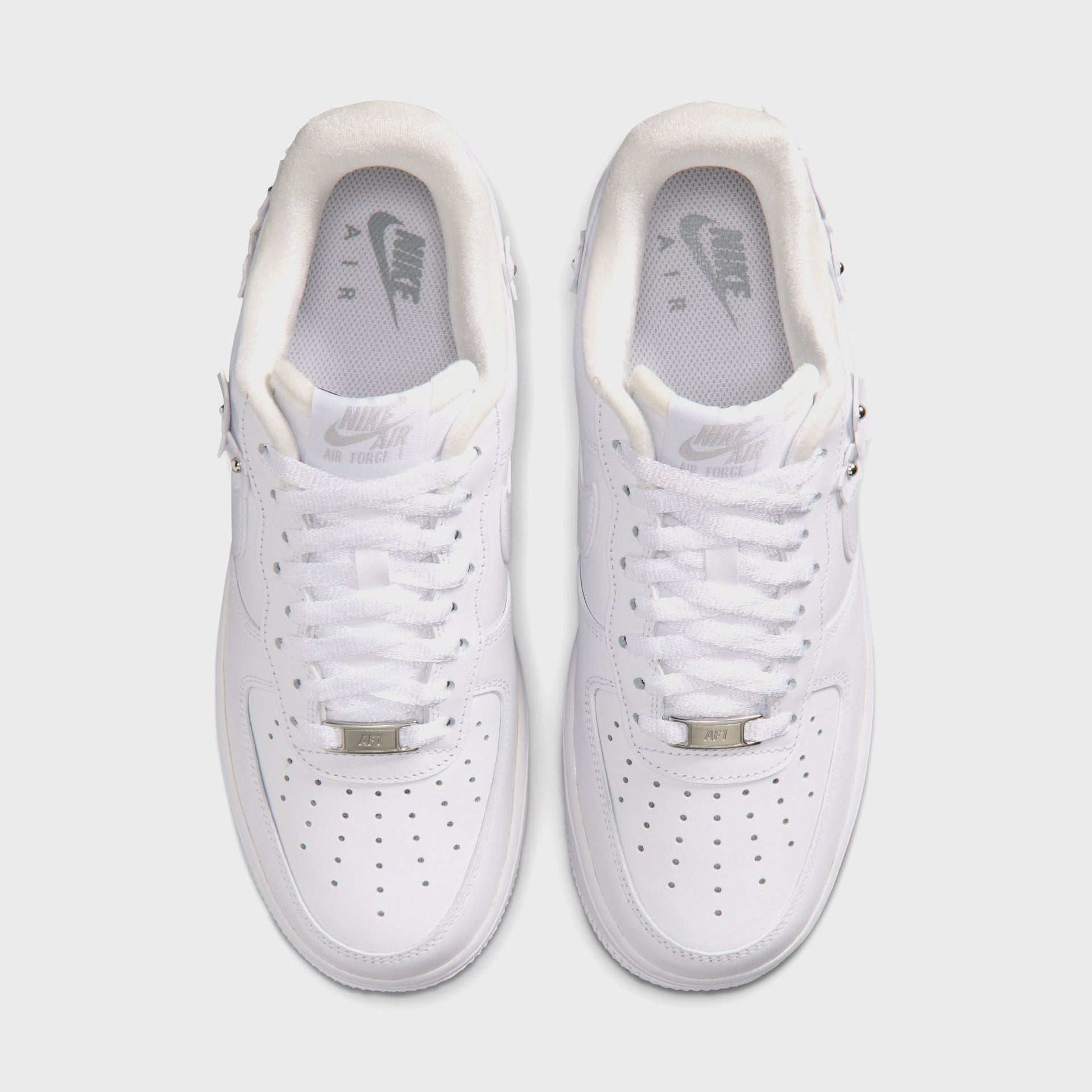 Nike WMNS Air Force 1 '07 - White / Wolf Grey / Metallic Silver