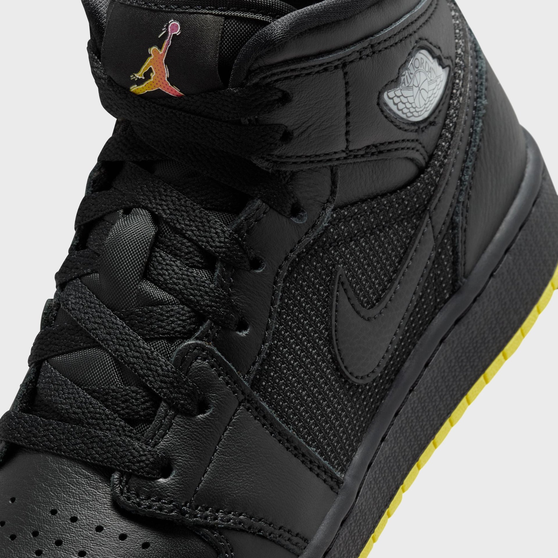 Jordan GS Air Jordan 1 Mid SE - Black / Opti Yellow / Silver