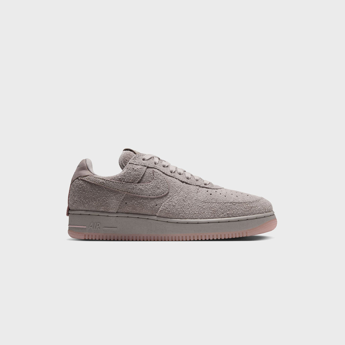 Nike Air Force 1 '01 College Grey / Pink Glaze low sneaker in grey shaggy suede, side profile view