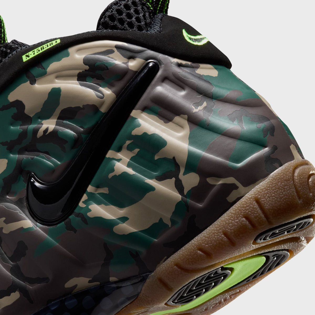Nike PS Little Posite Pro Premium - Black / Voltage Green / Gum Dark Brown