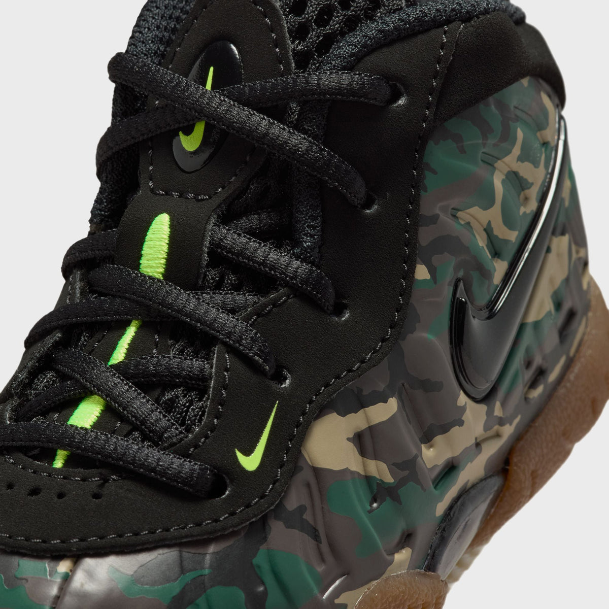 Nike TD Little Posite Pro Premium - Black / Voltage Green / Gum Dark Brown