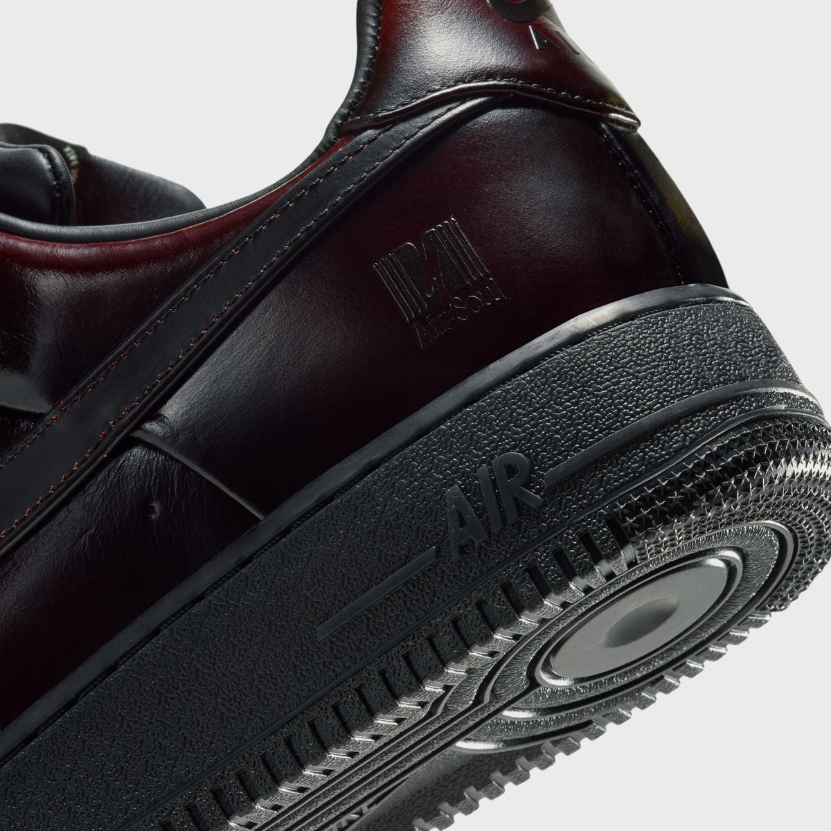 Nike Air Force 1 '07 - Black / Cinnamon / Total Orange