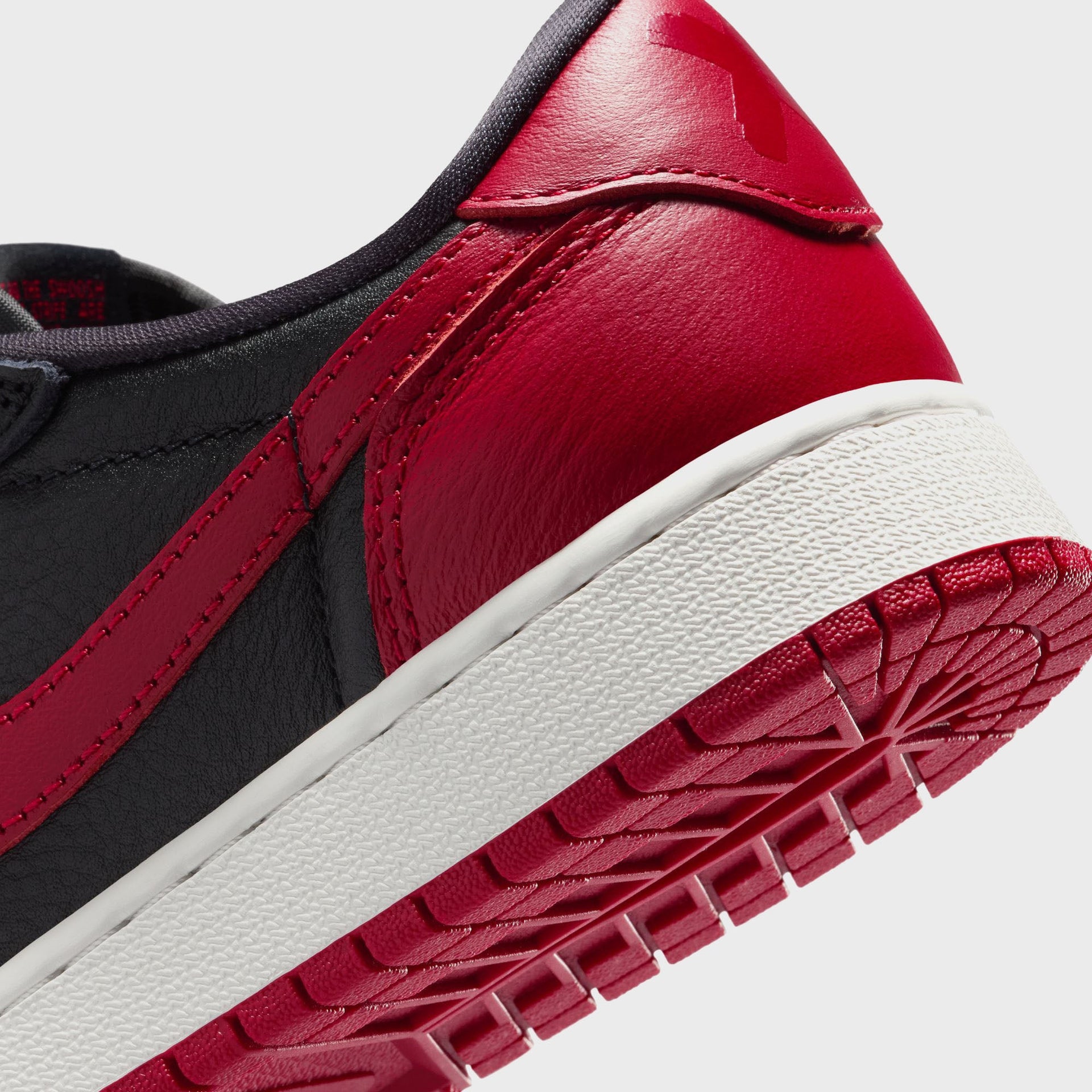 Jordan GS Air Jordan 1 Retro Low OG - Black / Varsity Red / Summit White