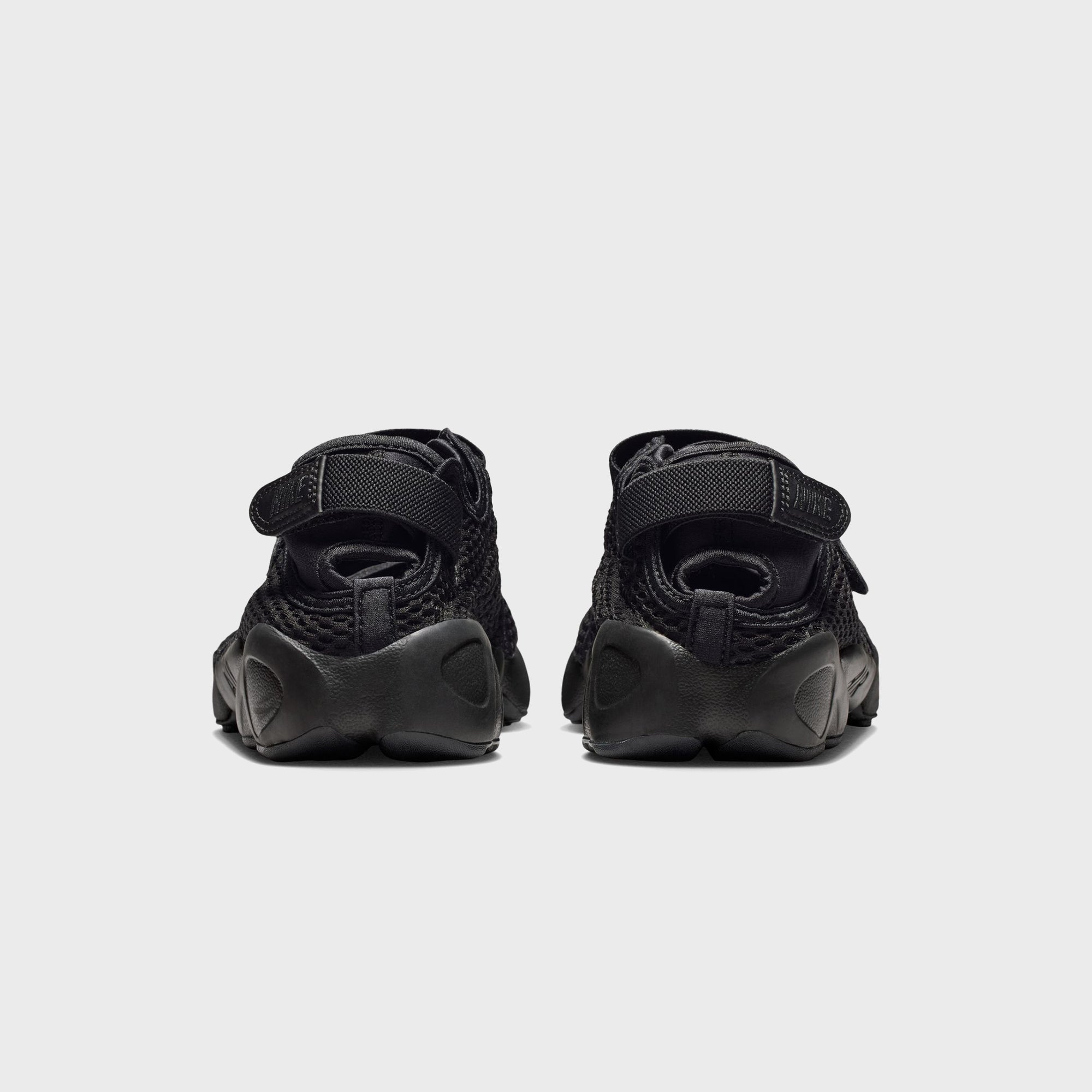 Nike WMNS Air Rift Mesh - Black / White – Kith