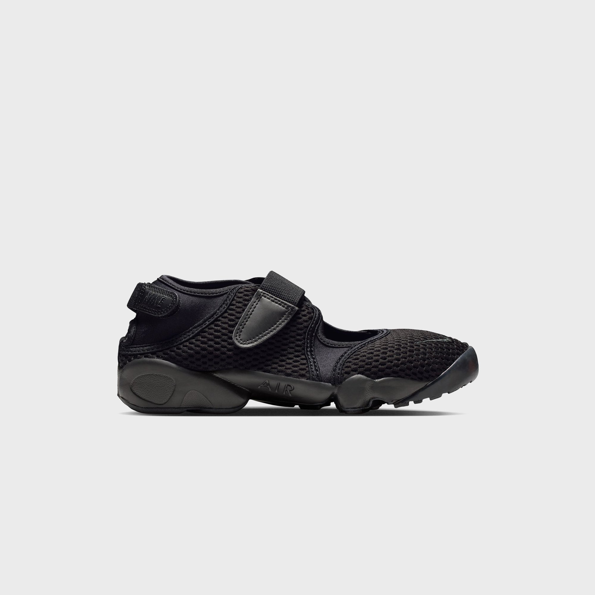 Nike WMNS Air Rift Mesh - Black / White – Kith